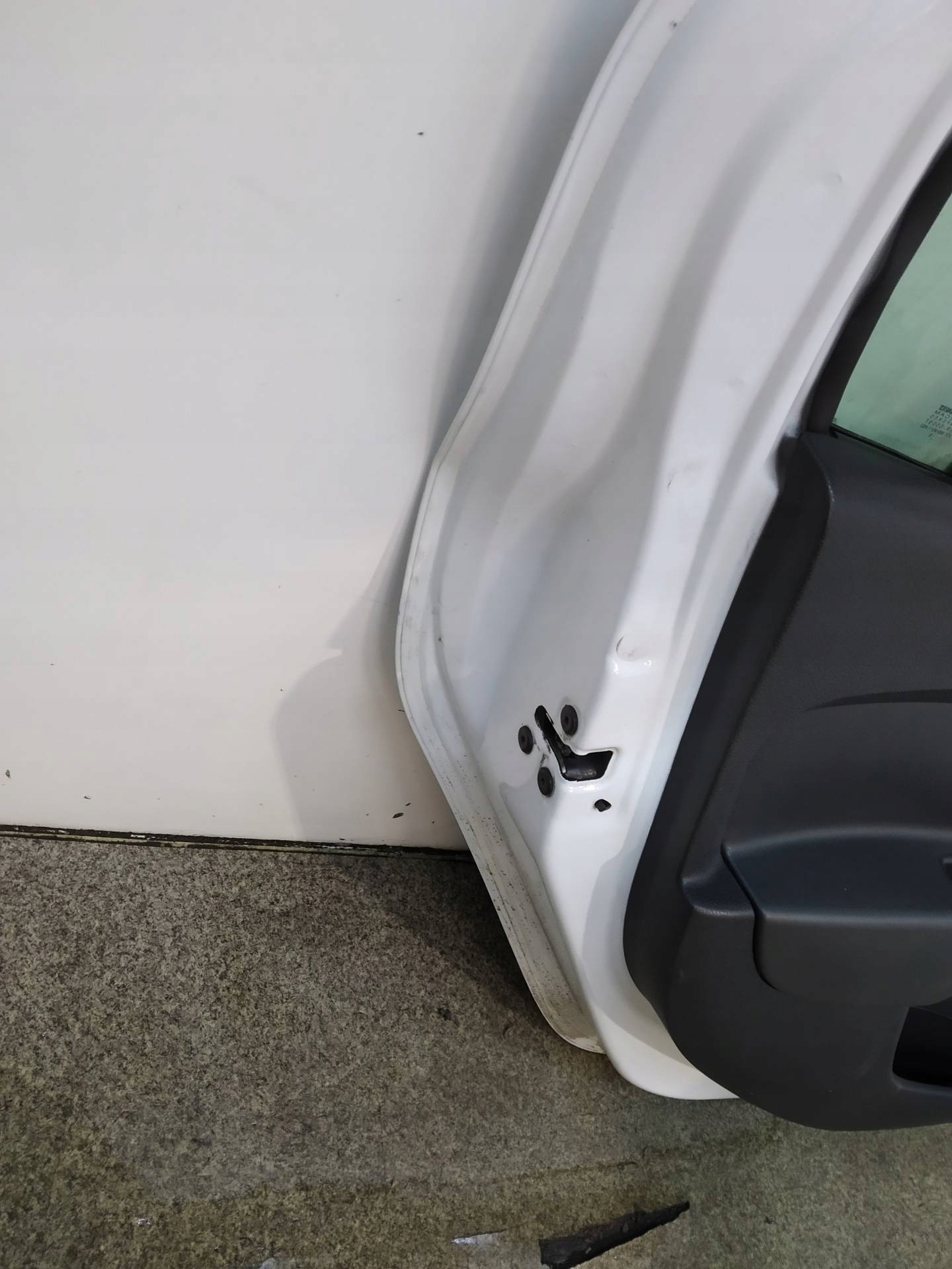Tür links heck Sedan DV369 Dacia Logan II (2012-)