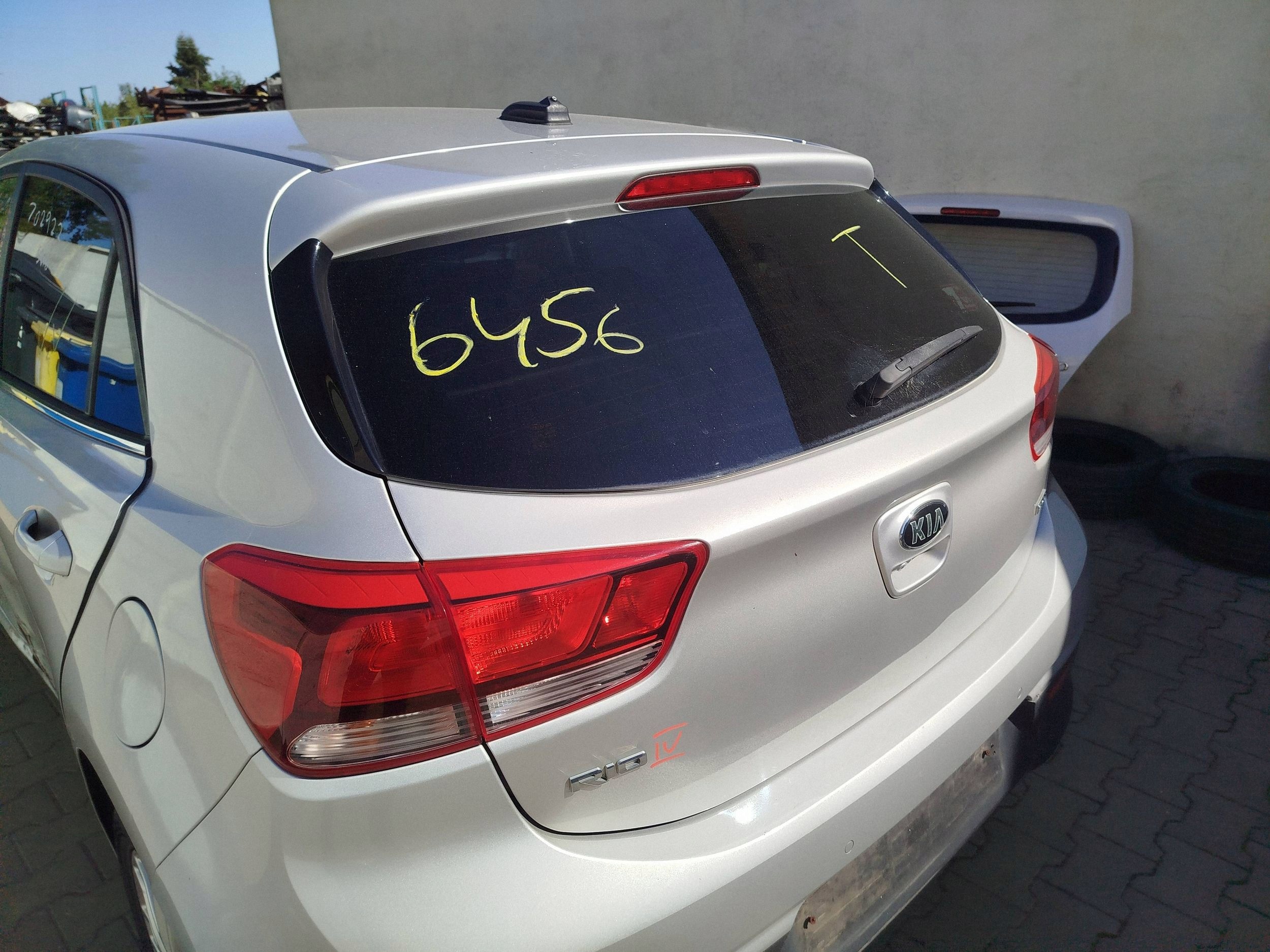 KIA RIO IV boot door rear complete boot KAMERA 2017