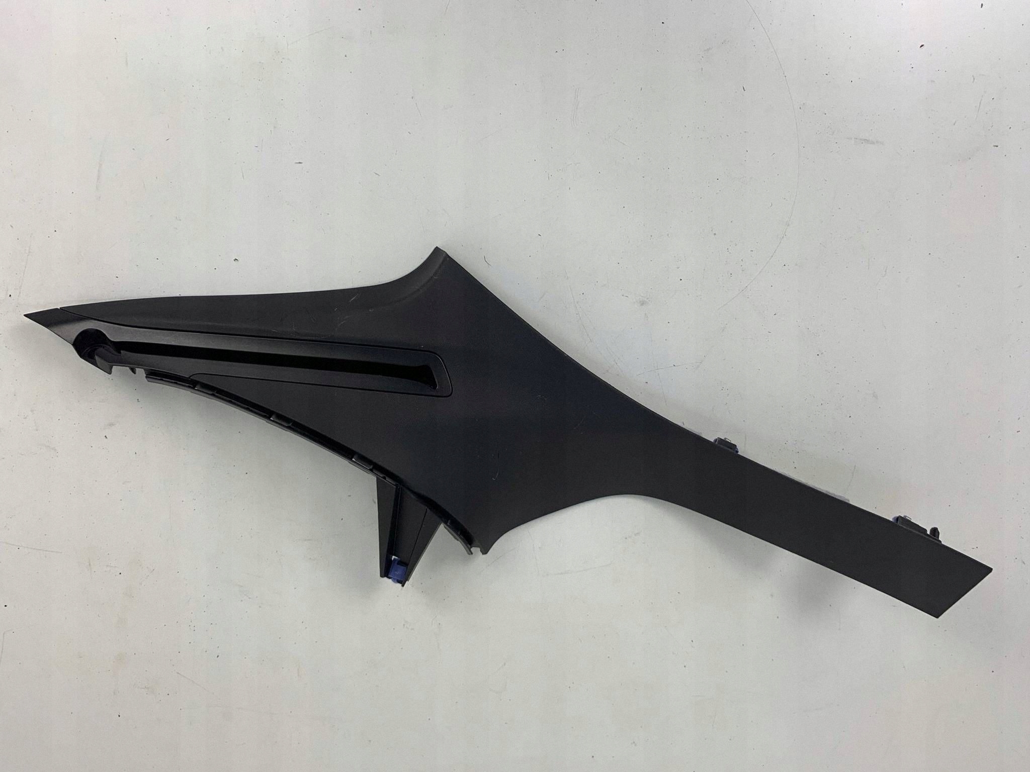 INSIGNIA B KOMBI cover SLUPKA boot left 39157784