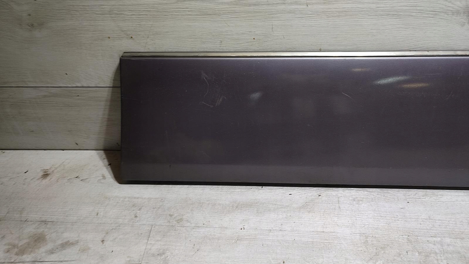 moulding door right front Mercedes w124