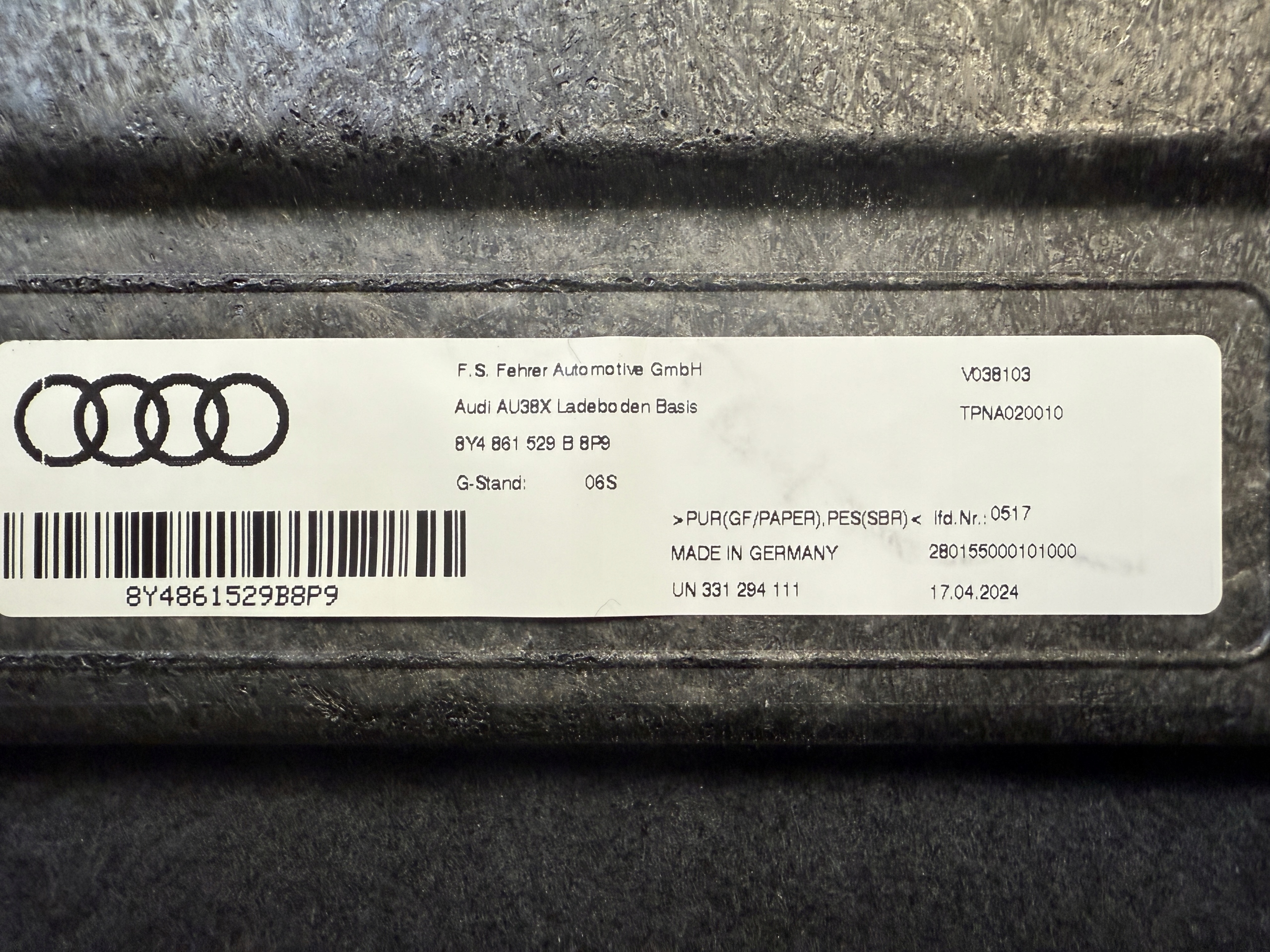 AUDI A3 8Y SPORTBACK floor boot 8Y4861529B