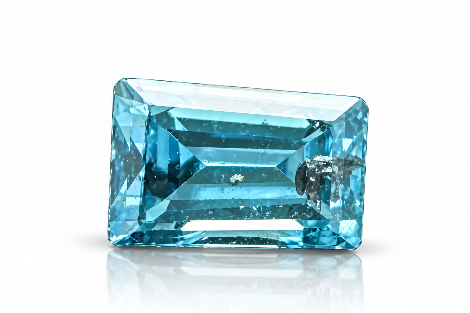 Přírodní diamant 0.01 ct modrá bageta certifikát Wbd