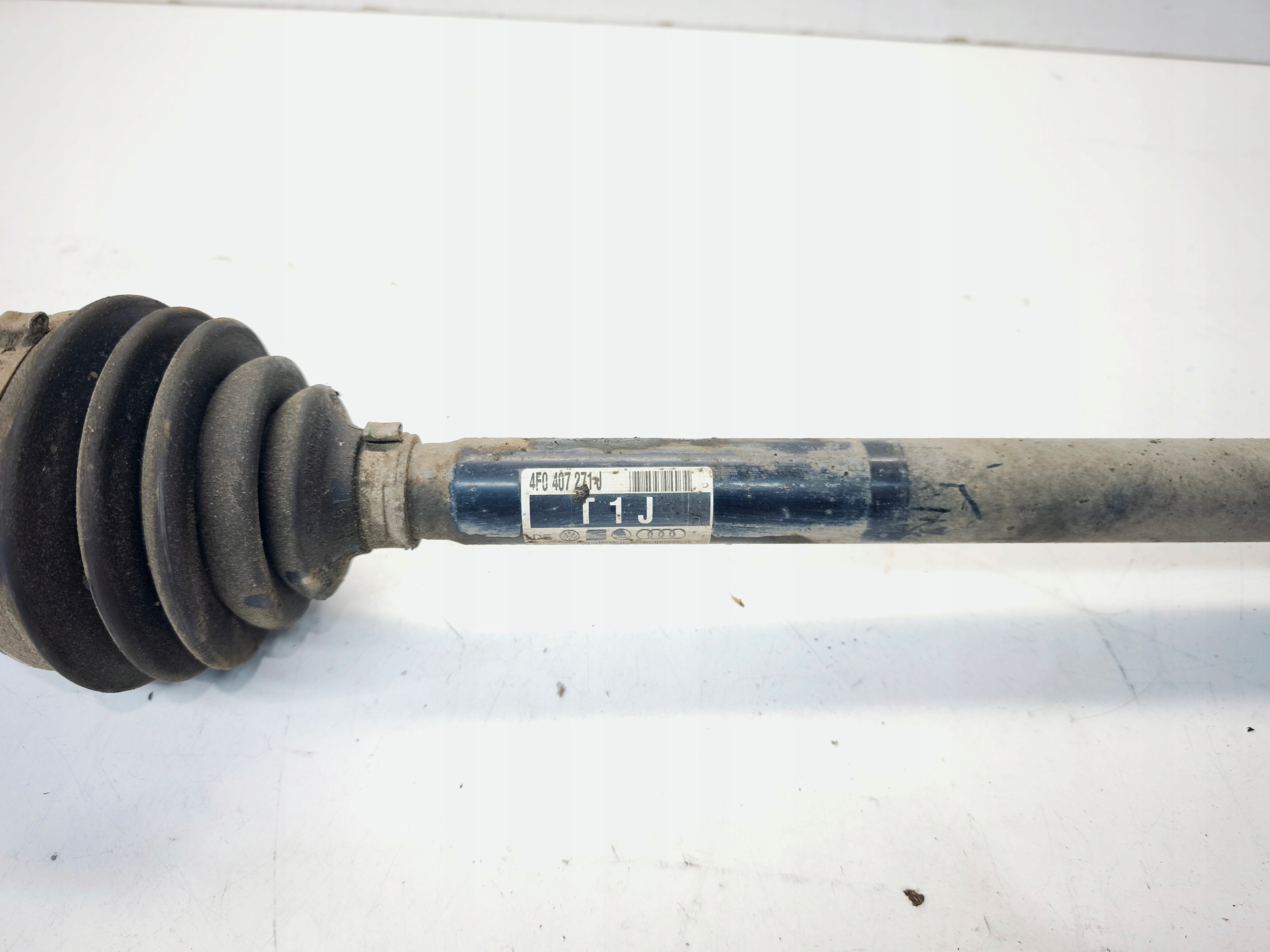 semi-axis left front left front AUDI A6 C6 4F0407271J