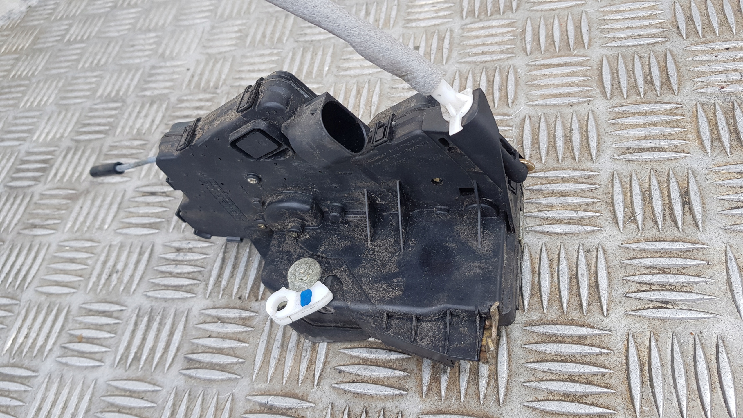 BMW E46 lock right front 244 BTR