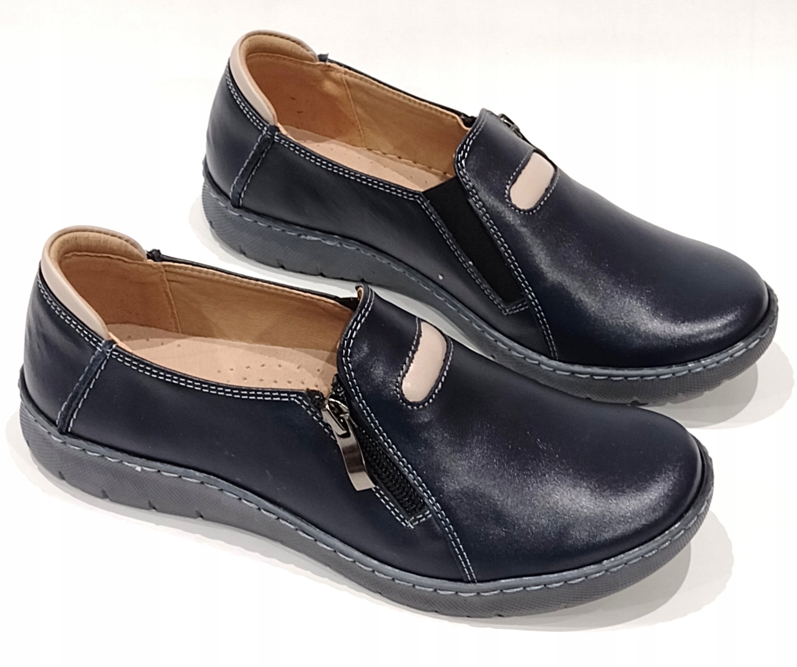 UNI-223 Pohodlné Lehké Polobotky Zip Kůže Polský Výrobek 38