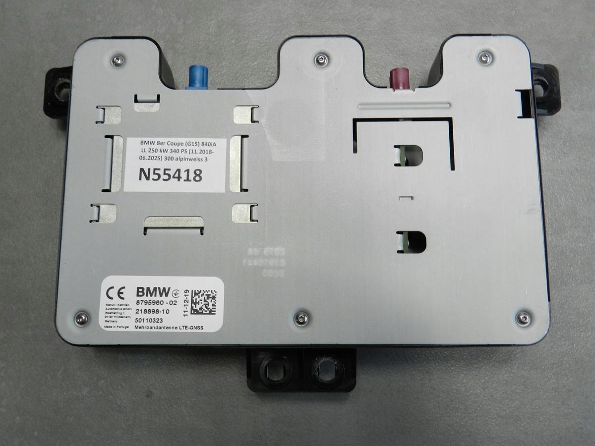 BMW 8 G15 Antenne LTE 8795960