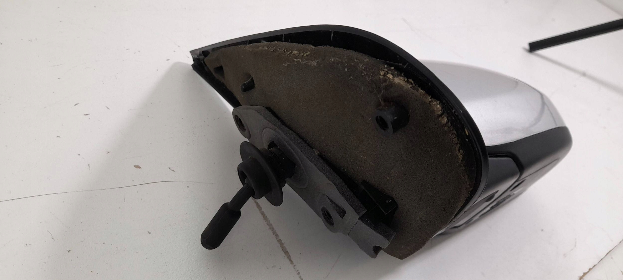 Mazda 2 DY 2002-2007 mirror left manually 012220 (S236)