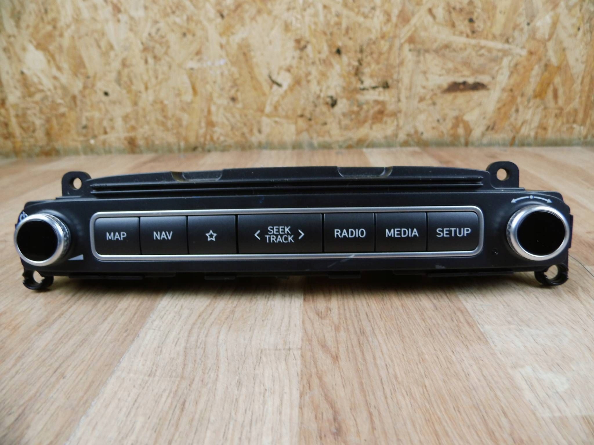 Hyundai Santa Fe IV LIFT switch panel radia