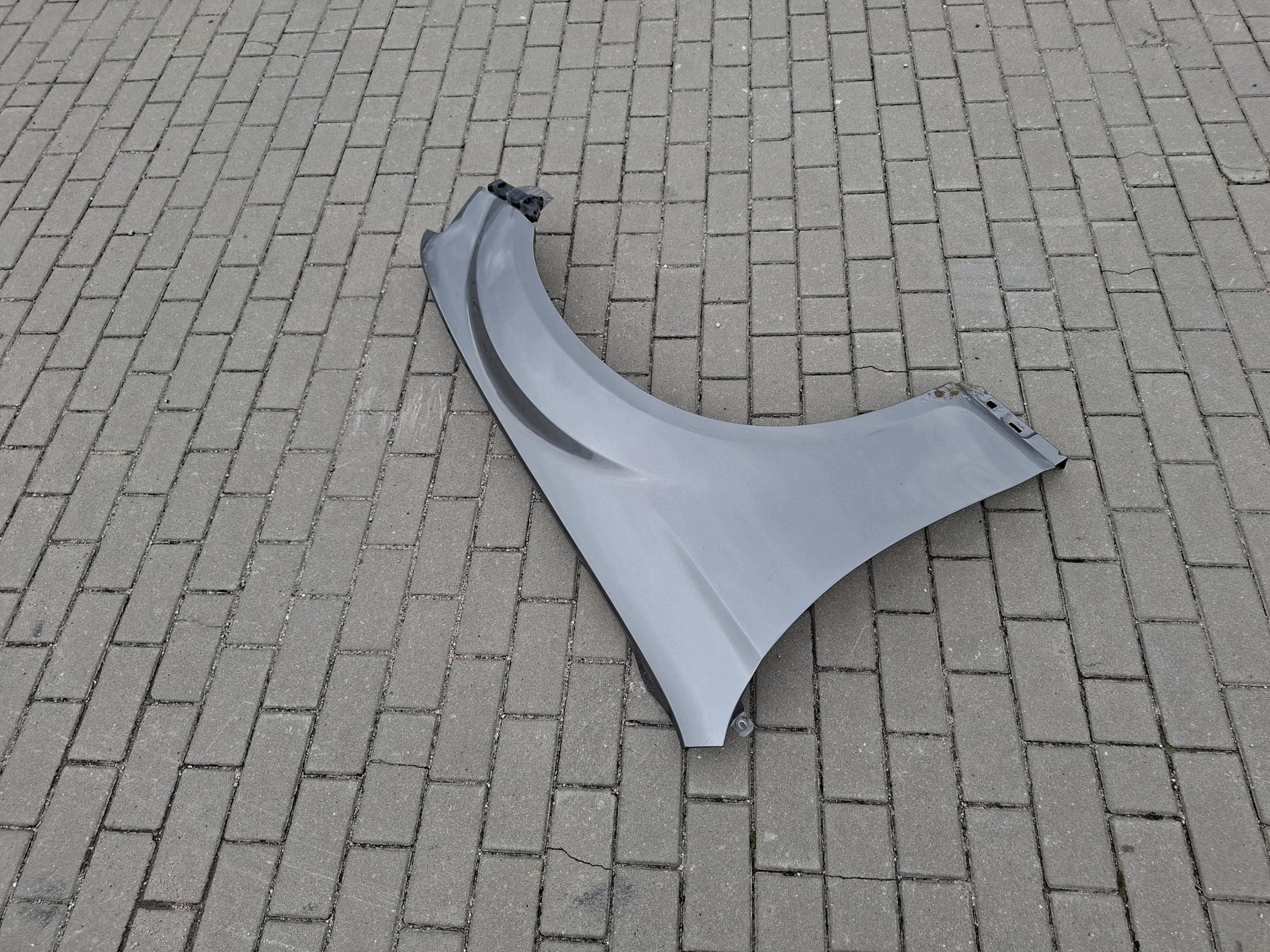 fender front front right support CHRYSLER 300C II THEMA PDM