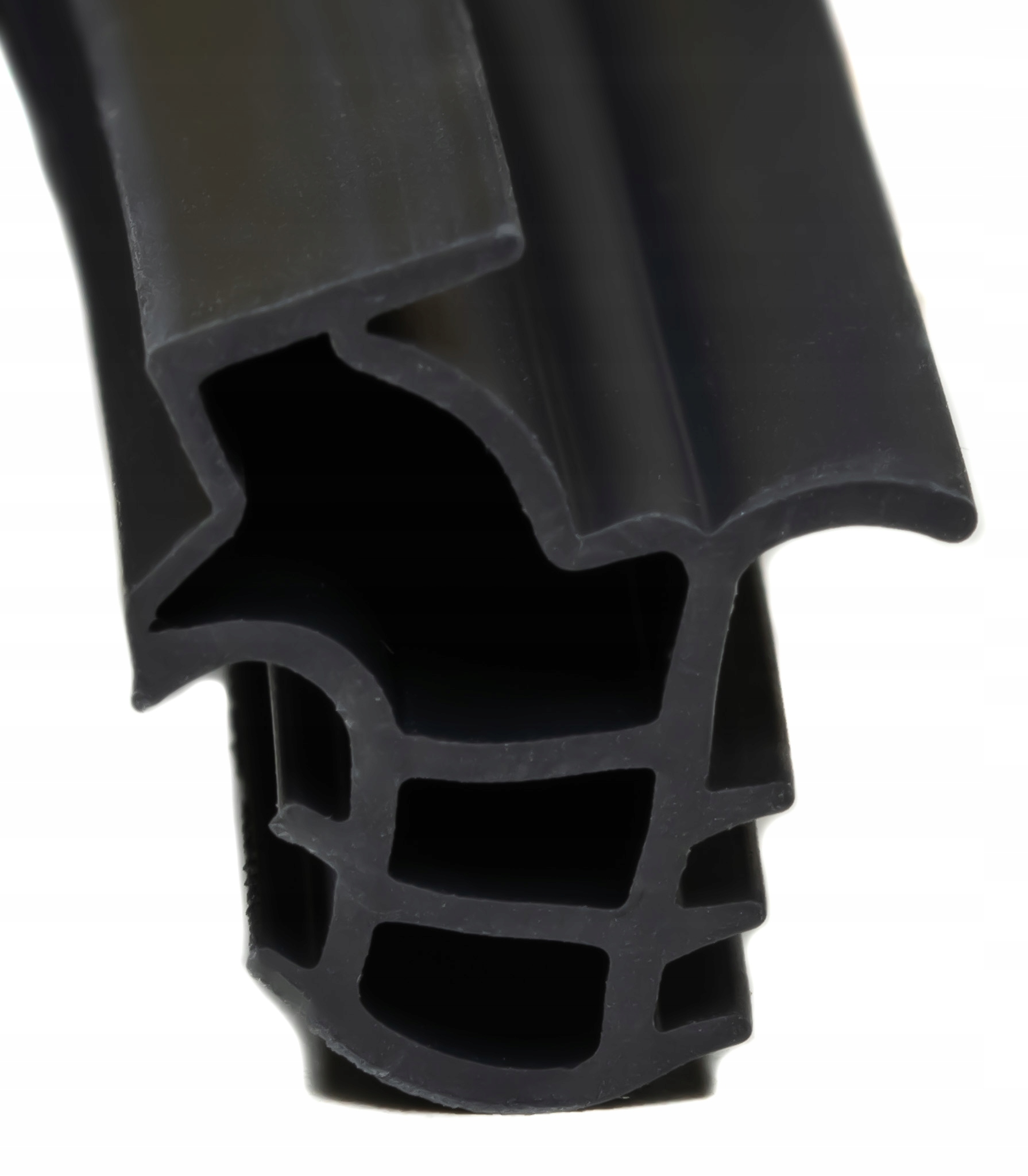 USZCZELKA DO METALOWEJ OŚCIEŻNICY PROGU CZARNA WYSOKA 5 mb Marka inna