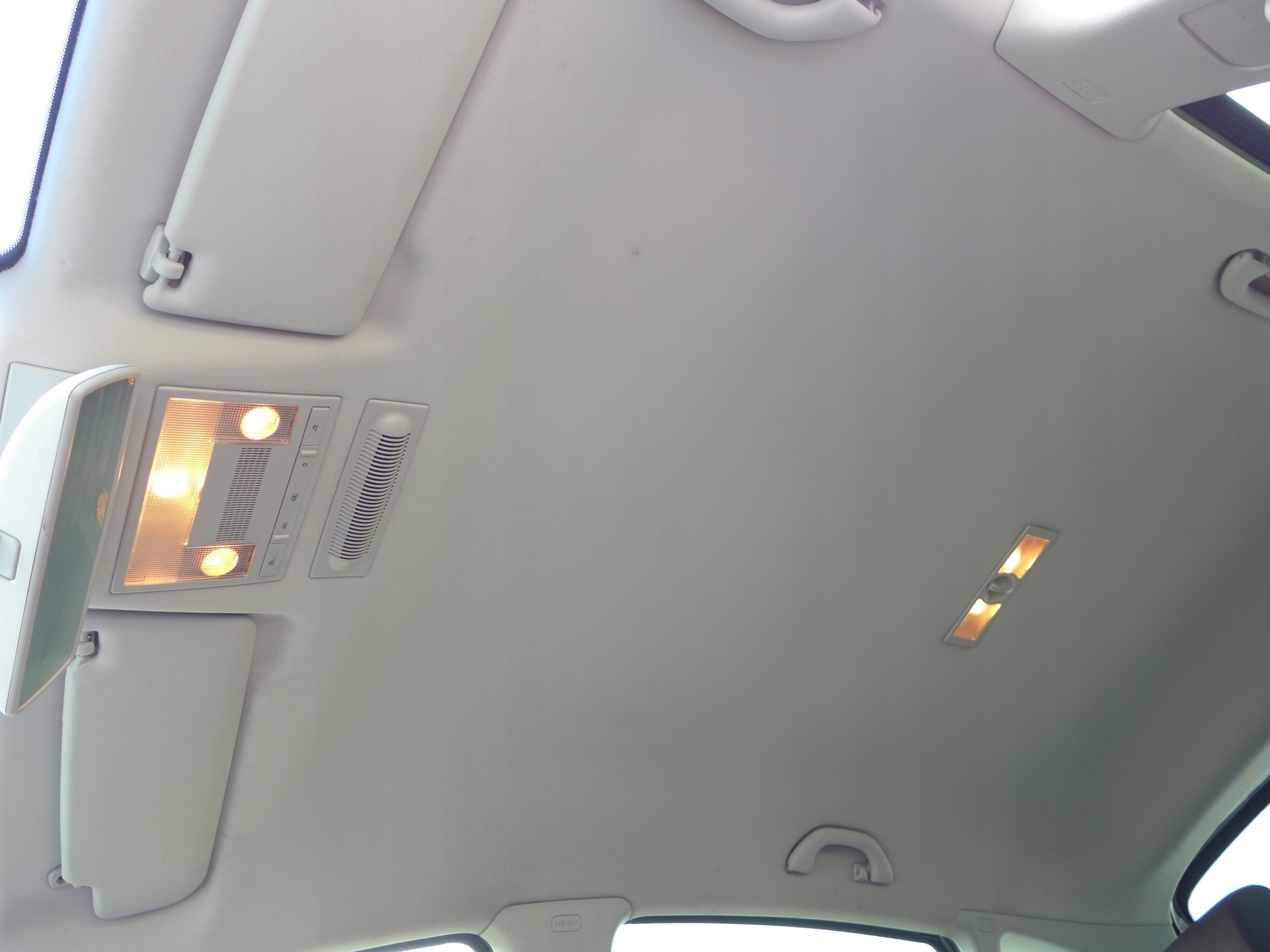 KLEJ TAPICER HT SPRAY PROFESJONALNY PODSUFITKI 0,5 Rodzaj klej