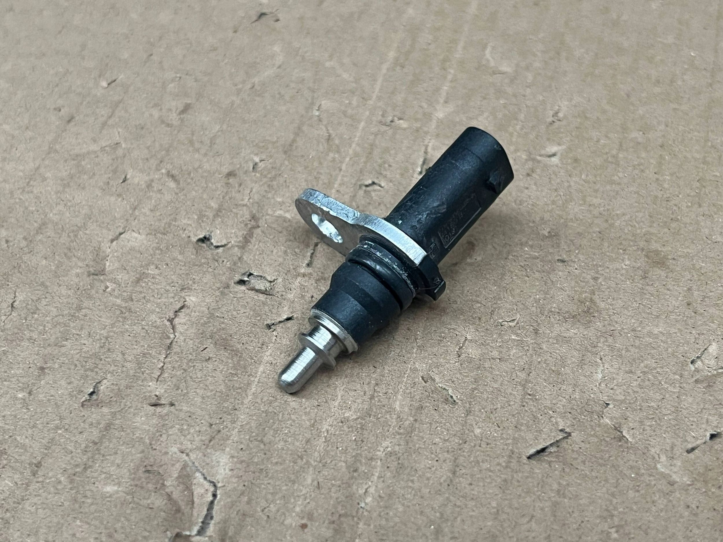 Sensor temperatury des Gasses chlodzacego Audi A4 B9 079919523J !J