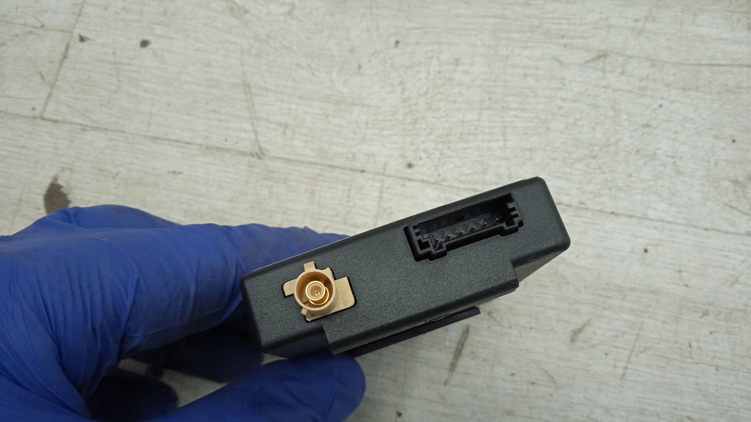 MERCEDES CLA W117 13-17 MODUŁ TELESTART T100 WEBASTO Producent części Mercedes-Benz OE