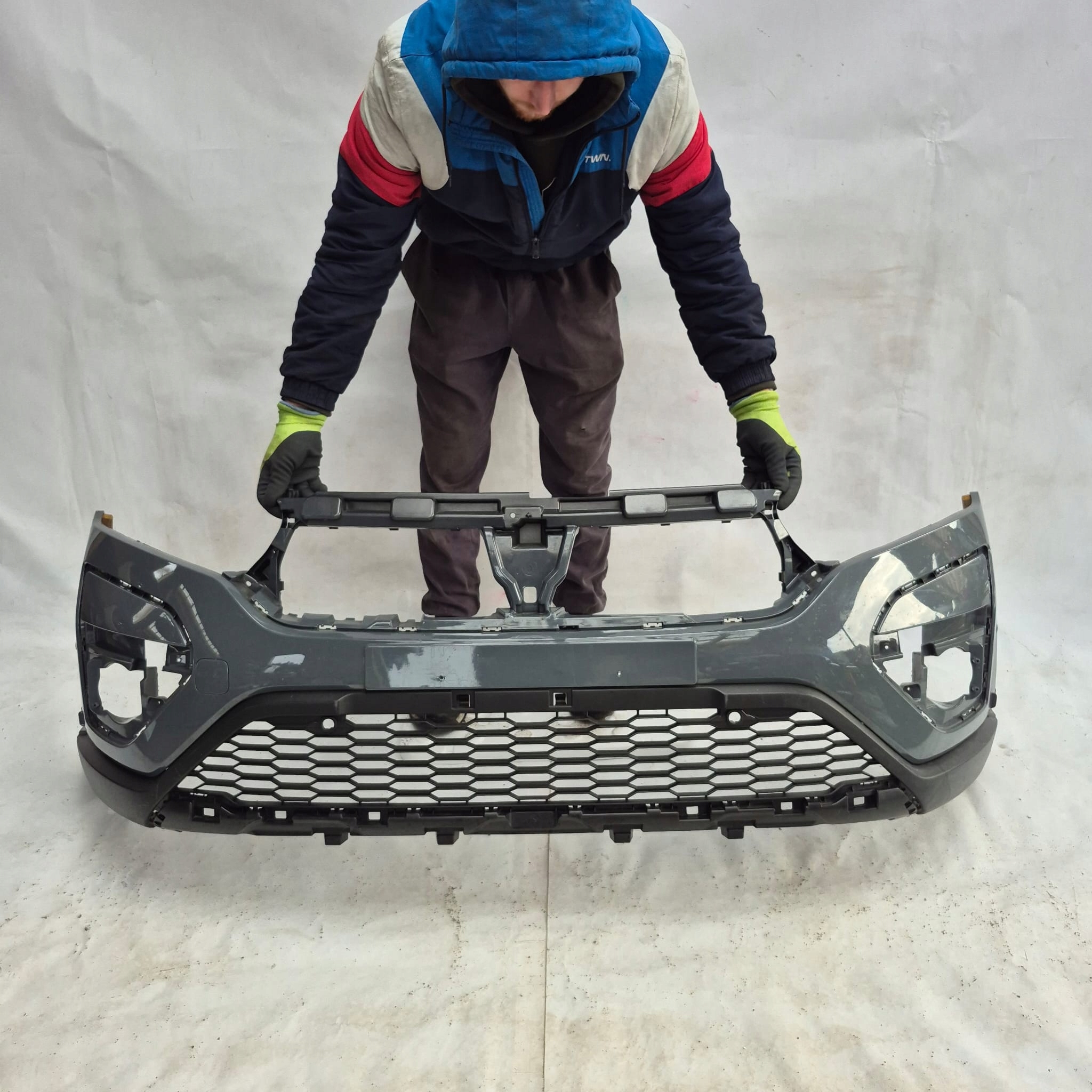 DACIA SANDERO III 3 STEPWAY 20-> bumper front front PDC