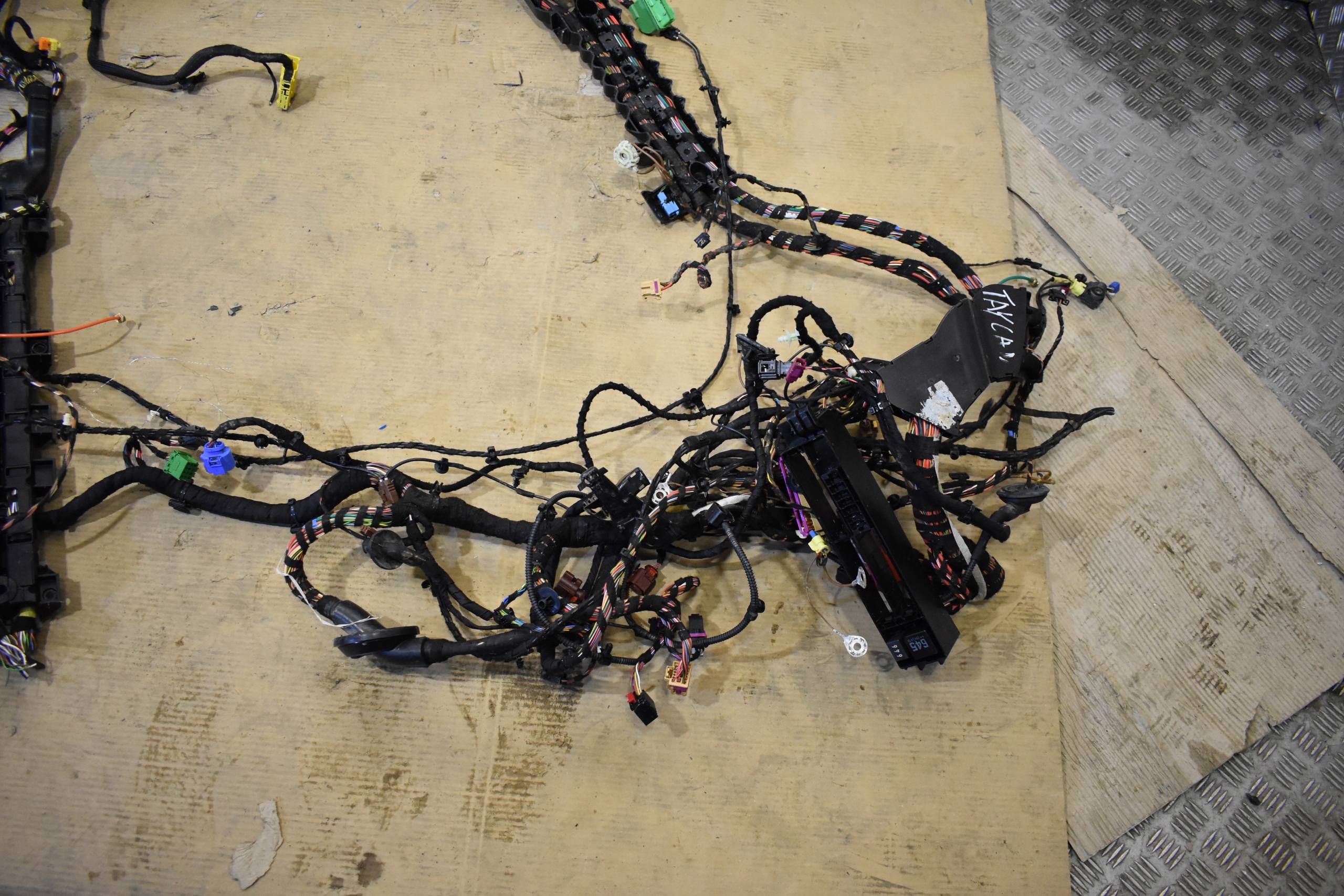wiring electrical rear PORSCHE TAYCAN 1