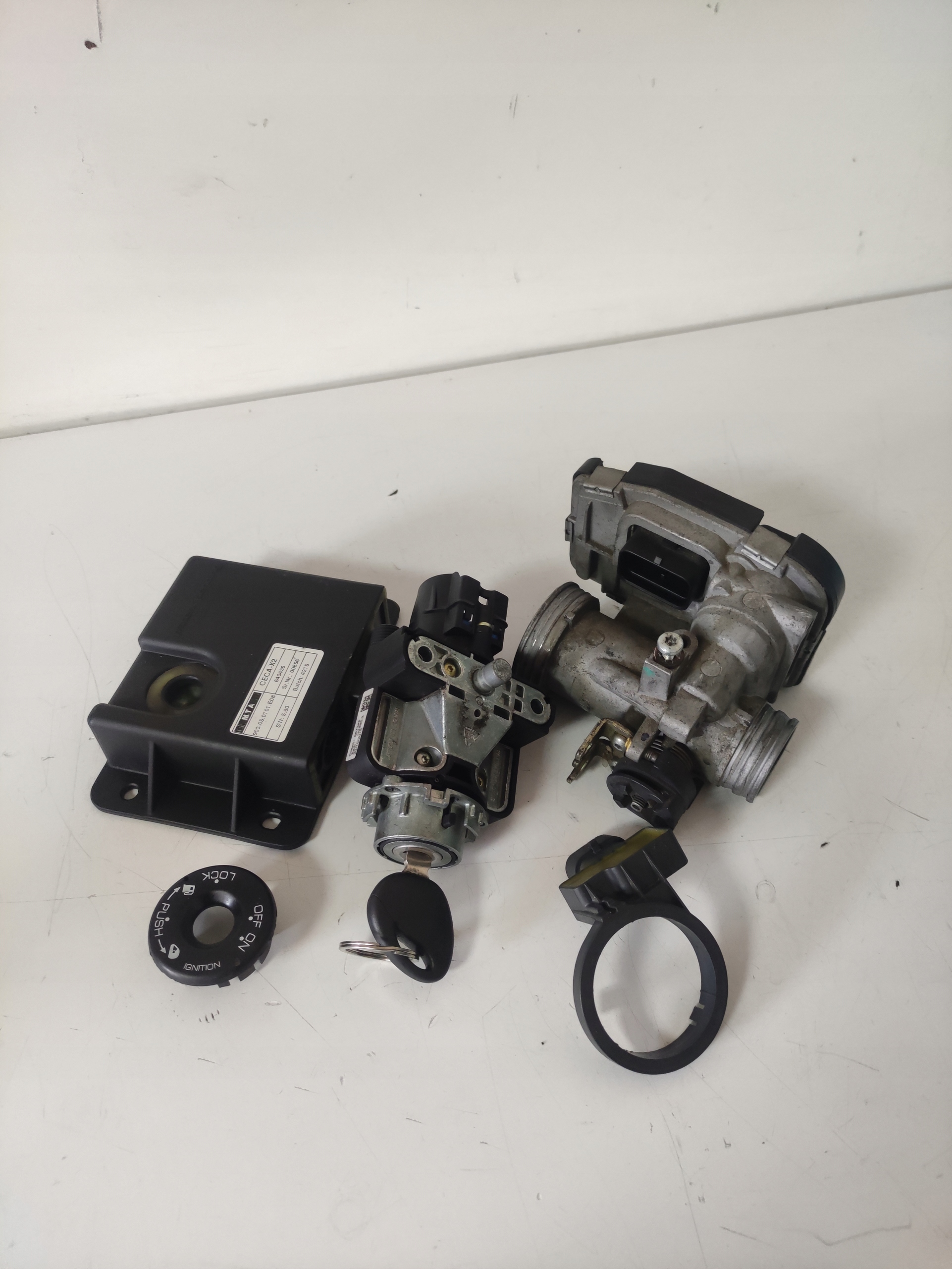 Ключ зажигания Immobilajzer PIAGGIO MP3 300 YOURBAN