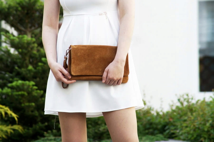 TOREBKA zamszowa kopertówka z paskiem TAUPE Marka inna