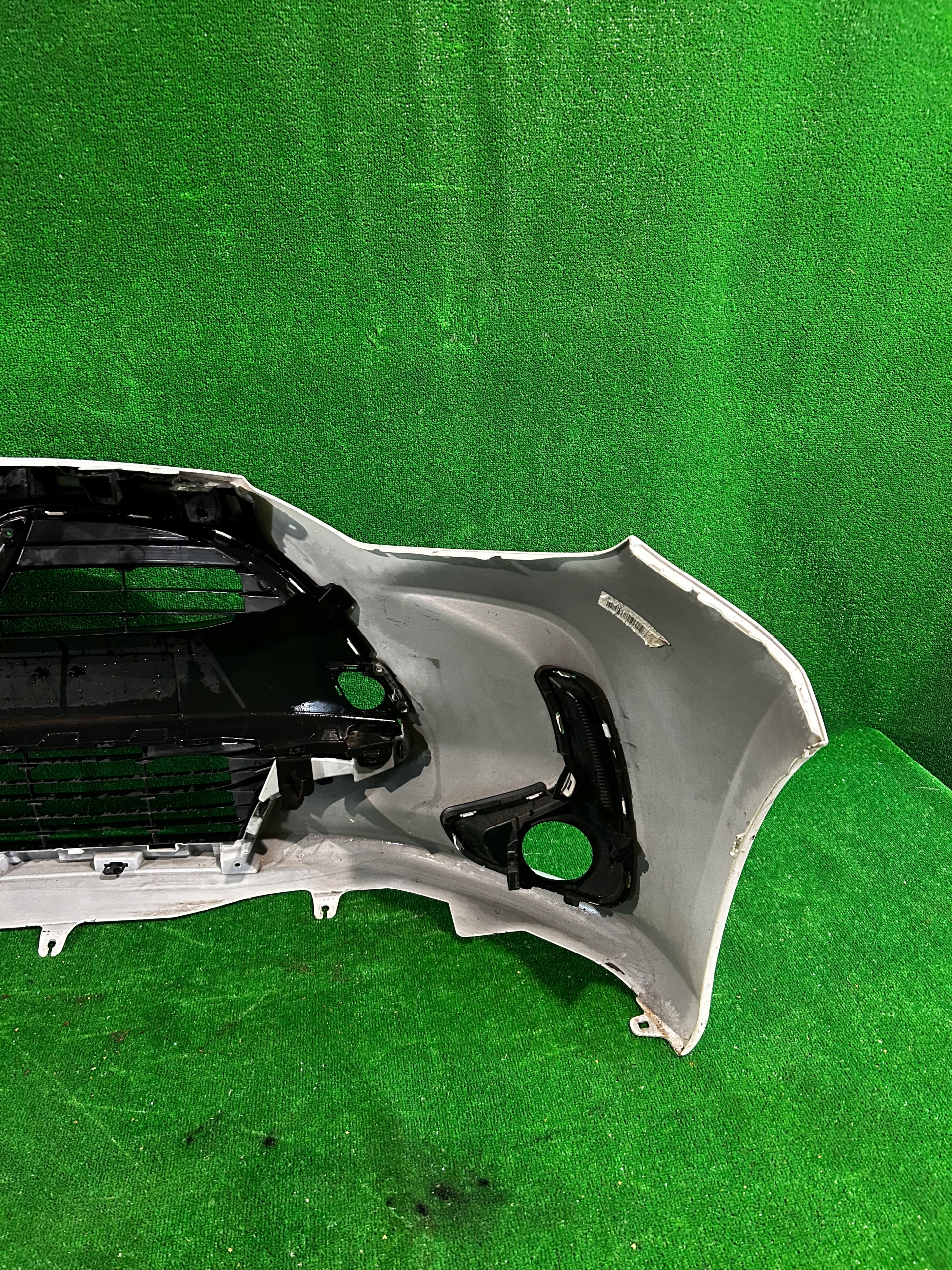 front bumper TOYOTA YARIS IV without PDC NR.603