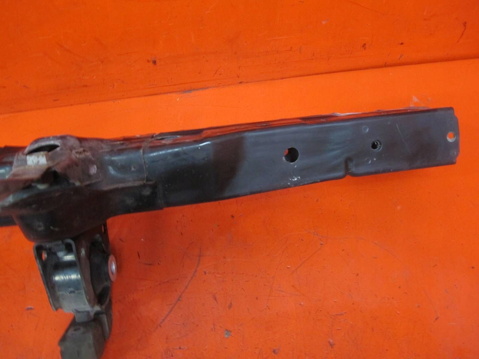 TOYOTA PRIUS 3 III W3 sider pillar below radiator front 202