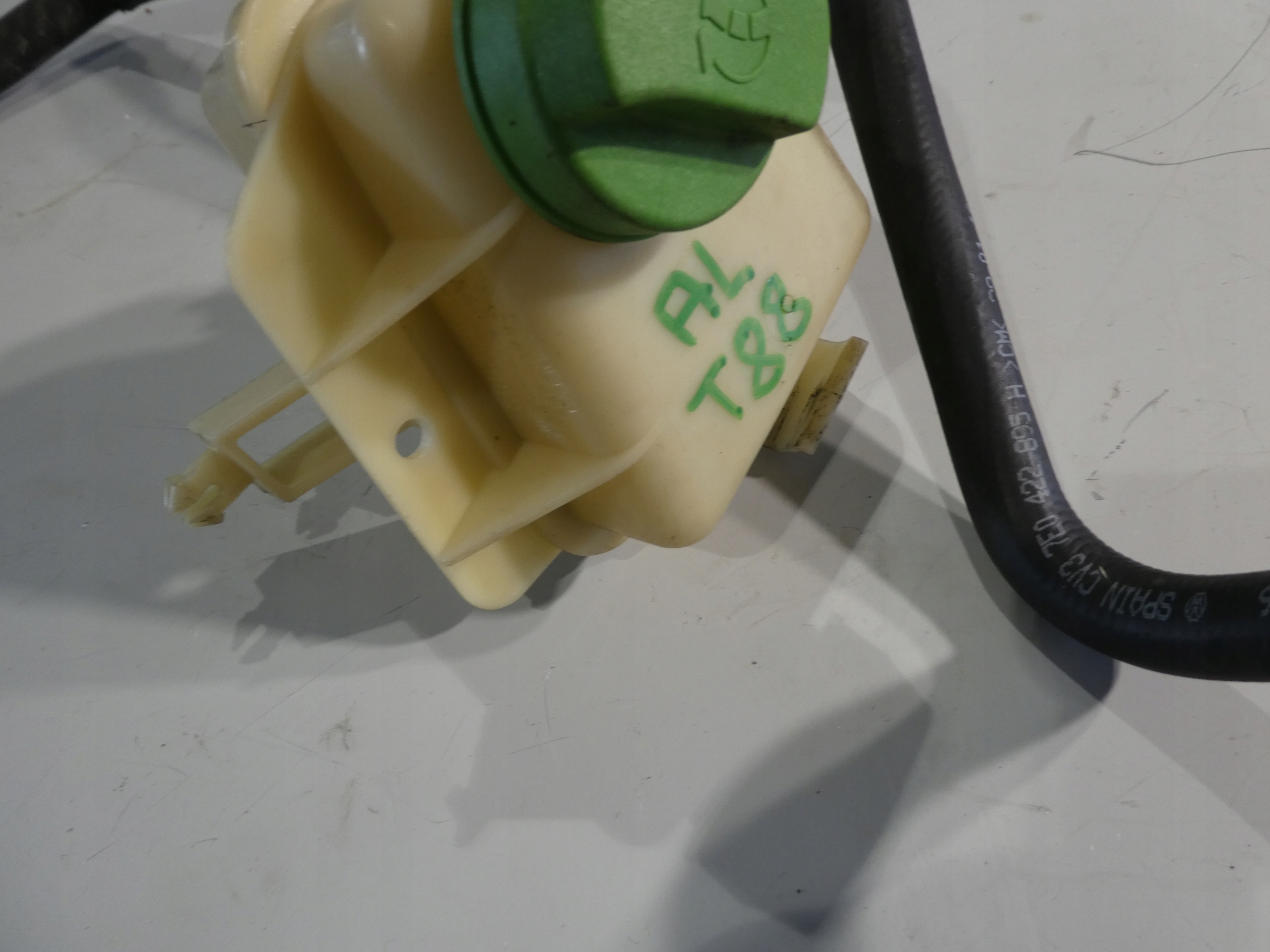 Radiatore / Raffreddatore SERVOSTERZO VW T6 2.0 TDI 7E0422896D