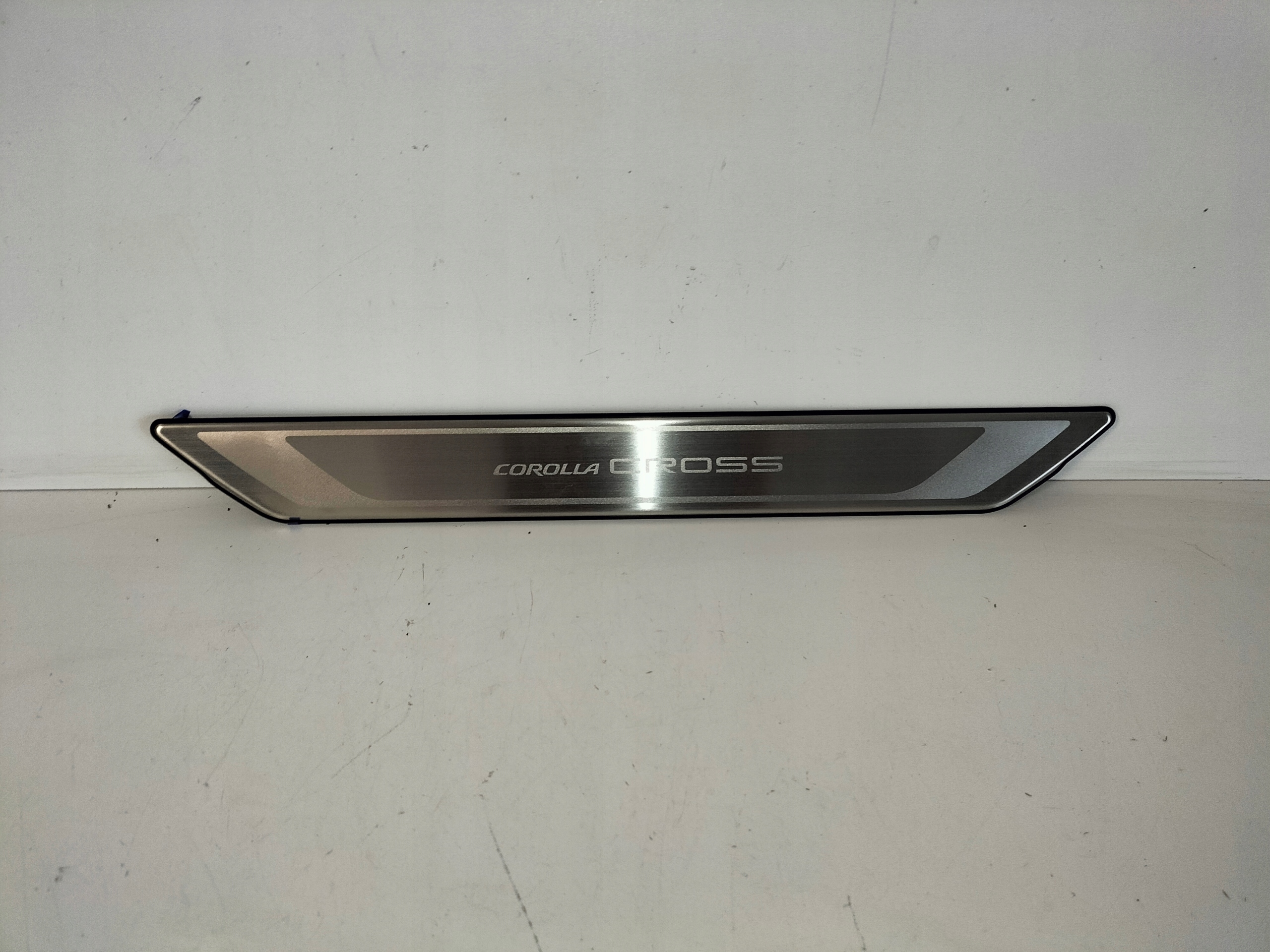 cap moulding threshold front front right TOYOTA COROLLA CROSS 20