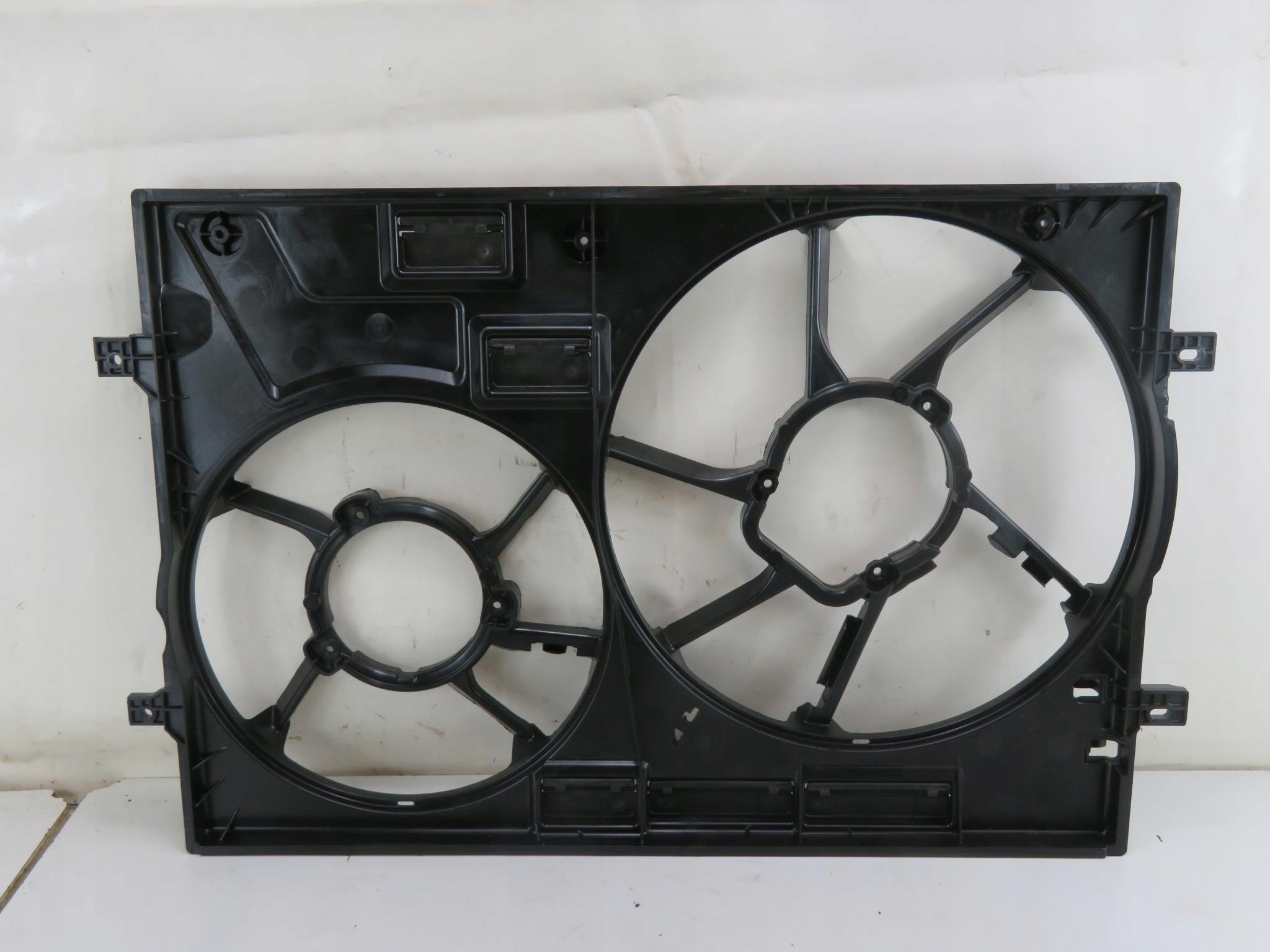 OBUDOWA WENTYLATORA SEAT ATECA 1.4 TSI Producent części Seat