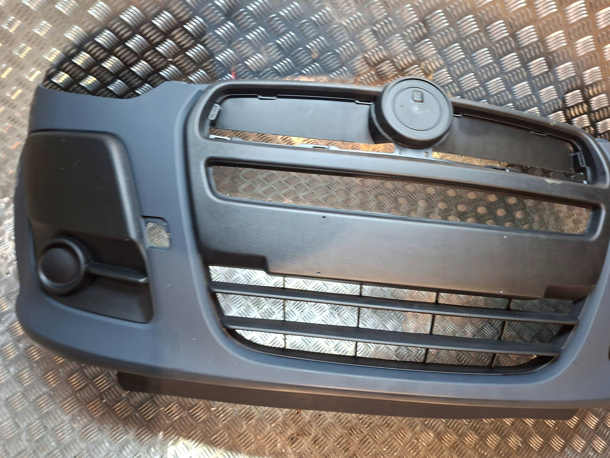 bumper front 735461211 FIAT DOBLO II 2010
