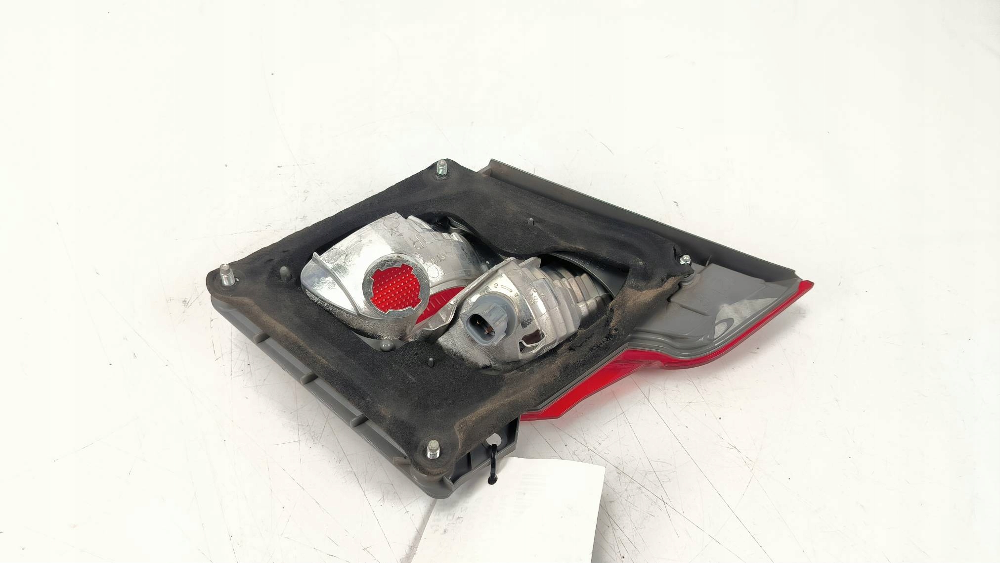 light right rear part INFINITI M30D