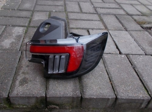 OPEL MOKKA B II 20- PRAWA TYLNA LAMPA LED ORYGINAŁ 9833721980