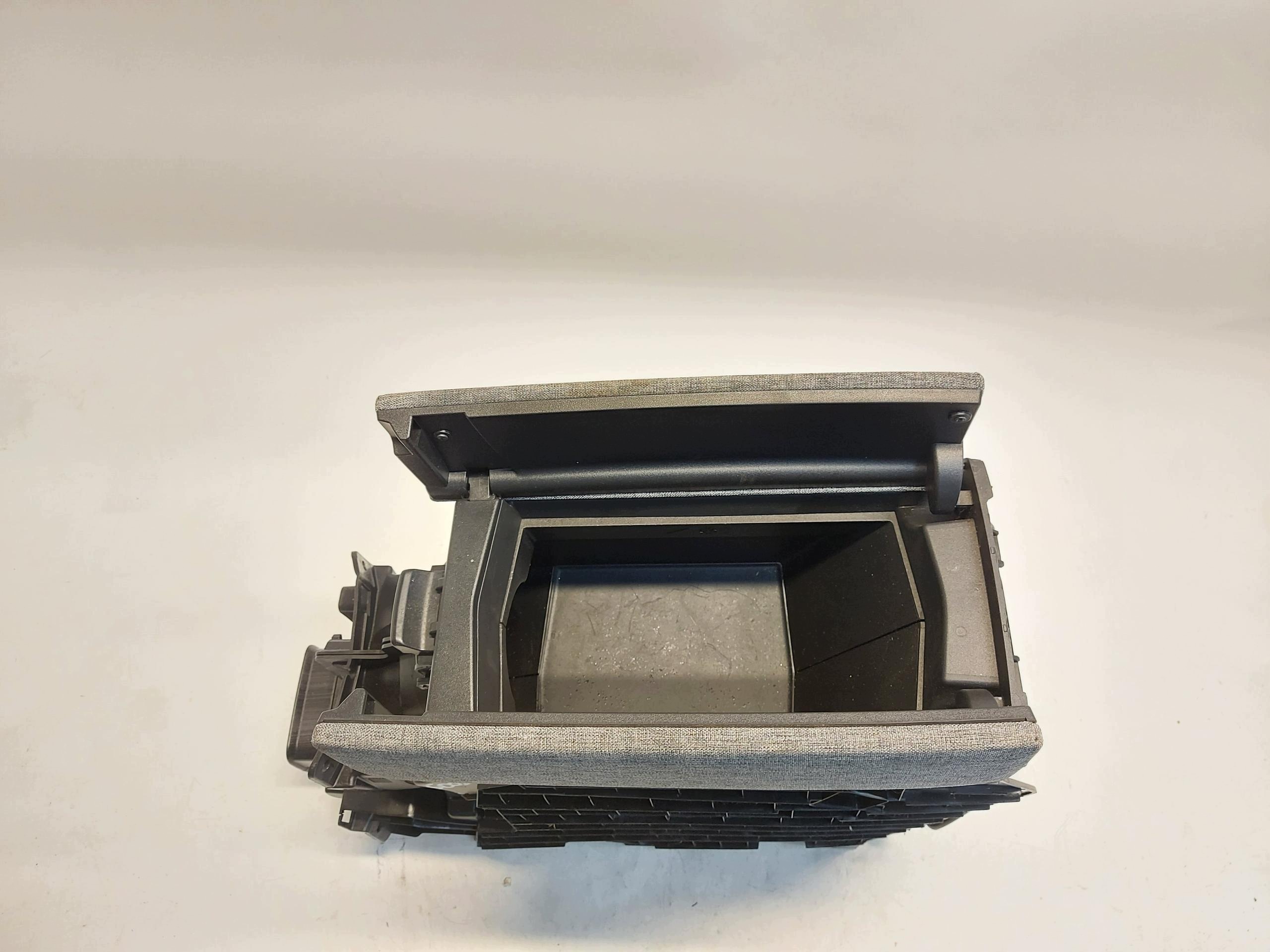 Peugeot 5008 III E5008 tunel central armrest central