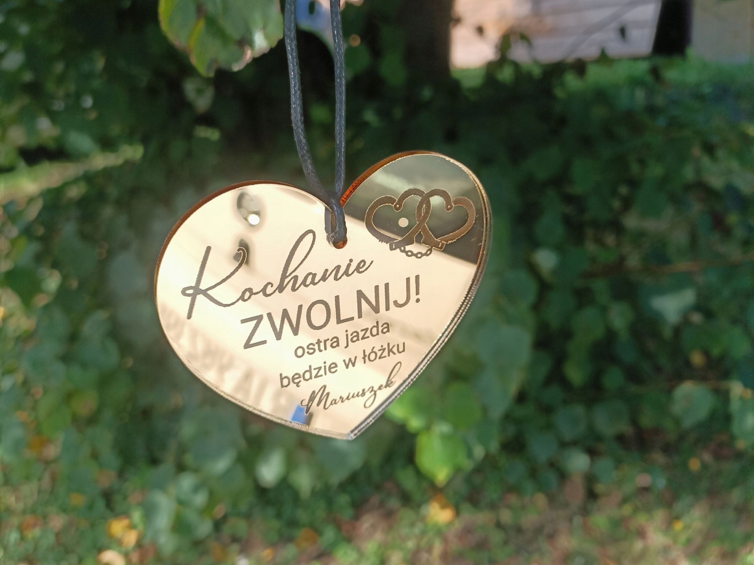 ZAWIESZKA GRAWER do samochodu SERCE na lusterko Długość 9 cm