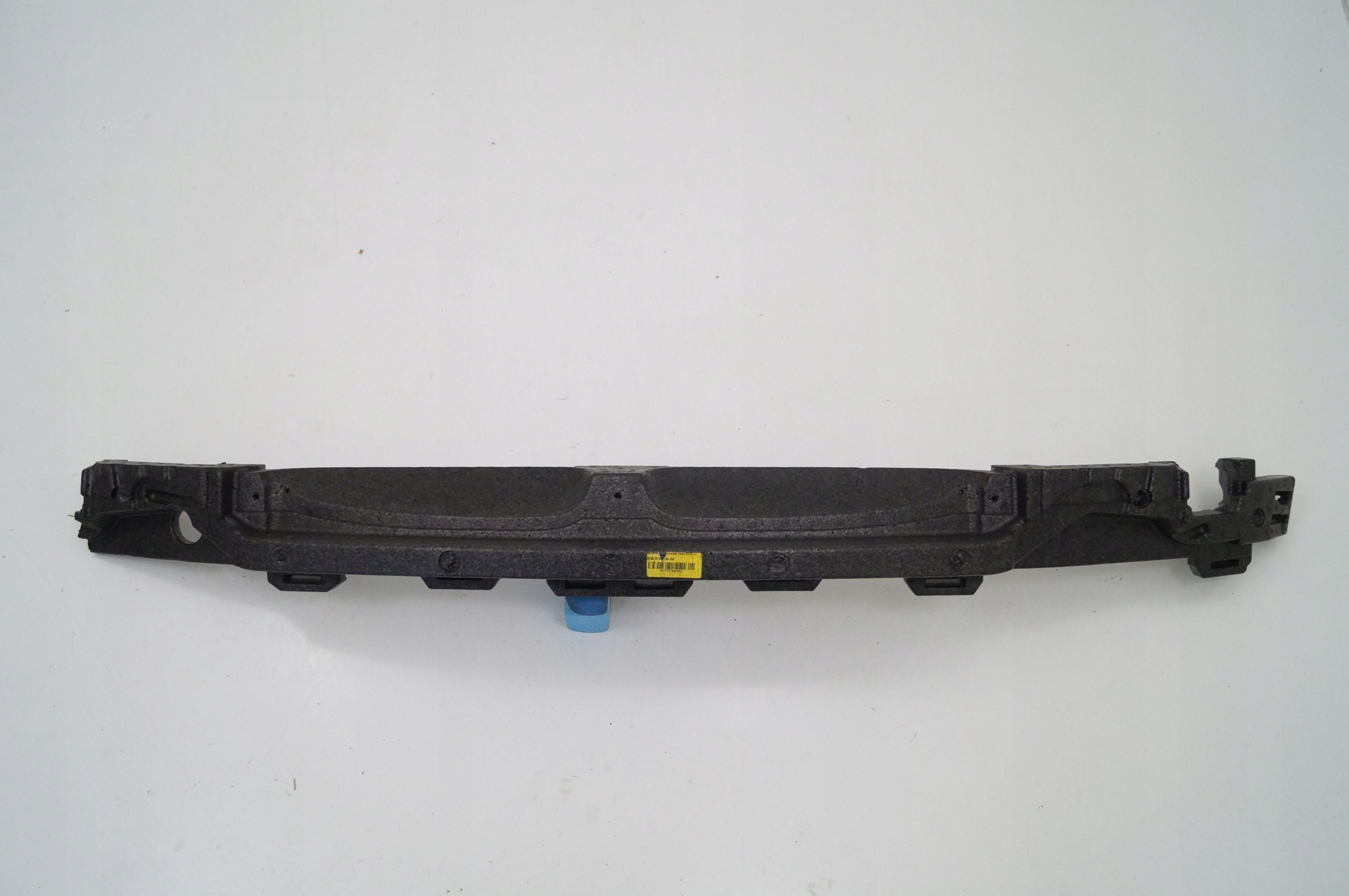 8058975 - BMW 2 F45 F46 LIFT 17-20 амортизатор поролоновый бампер