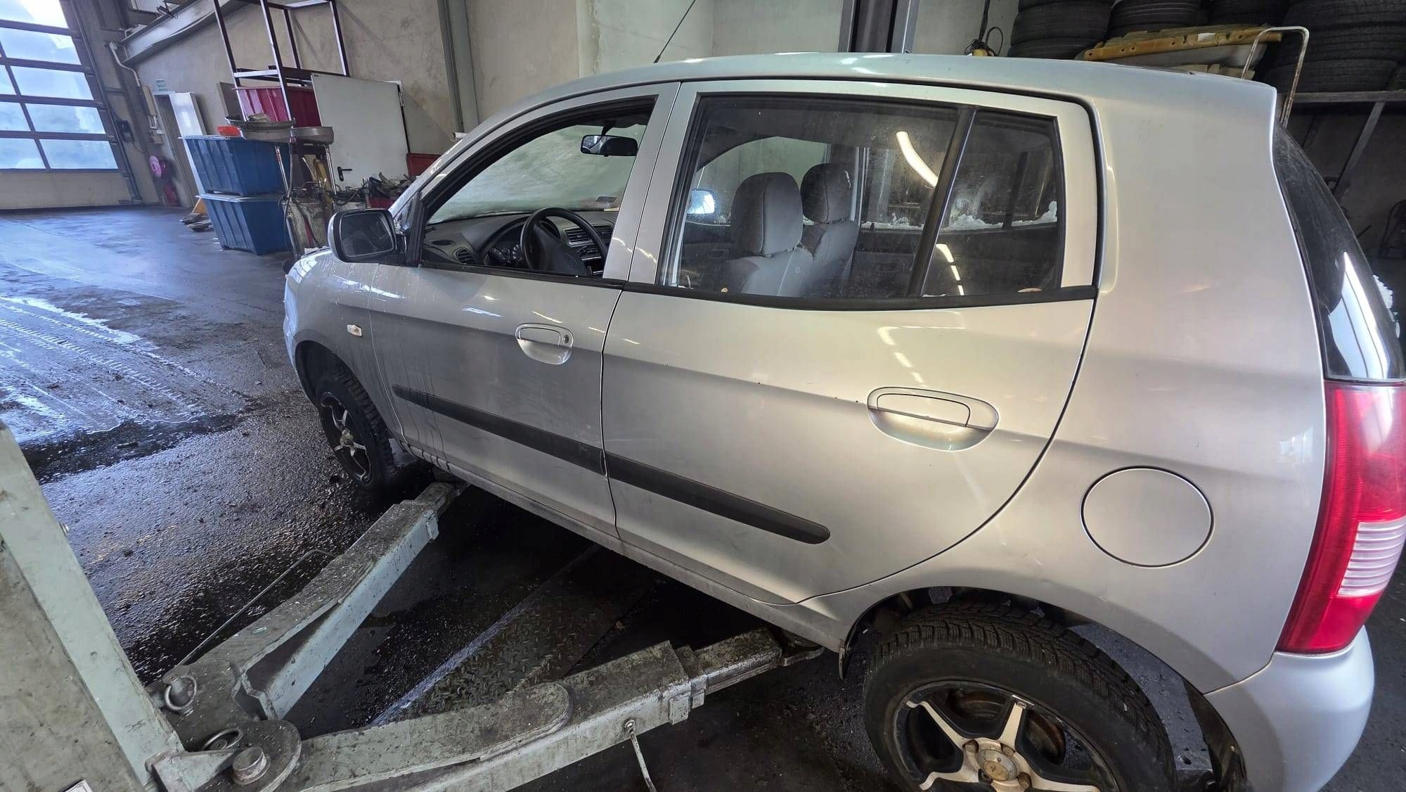 KIA PICANTO and 1 03-07 bumper front front SREBRNY S3