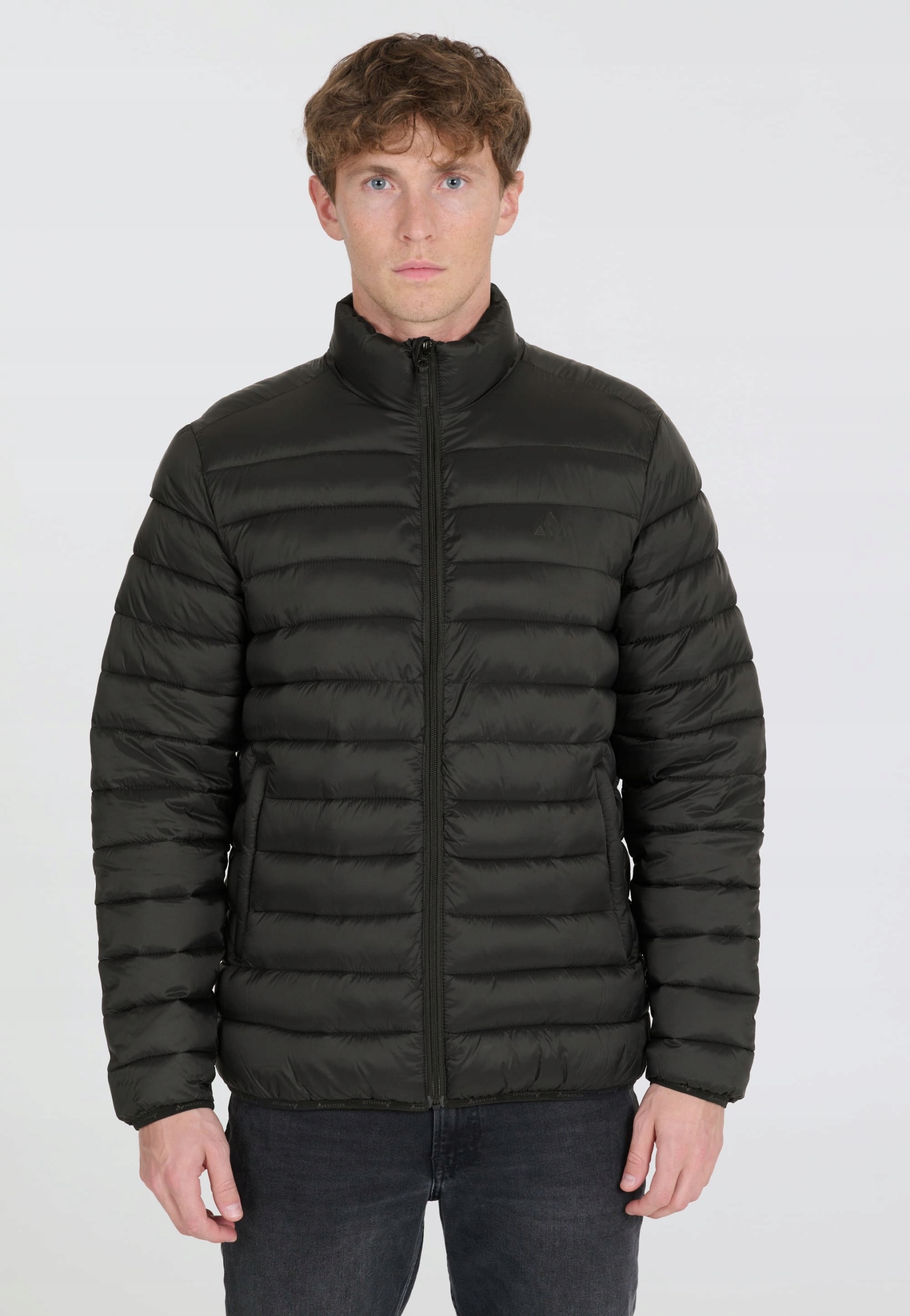 Zimní bunda Whistler Arubi Light Puffer Jacket Černá XXL