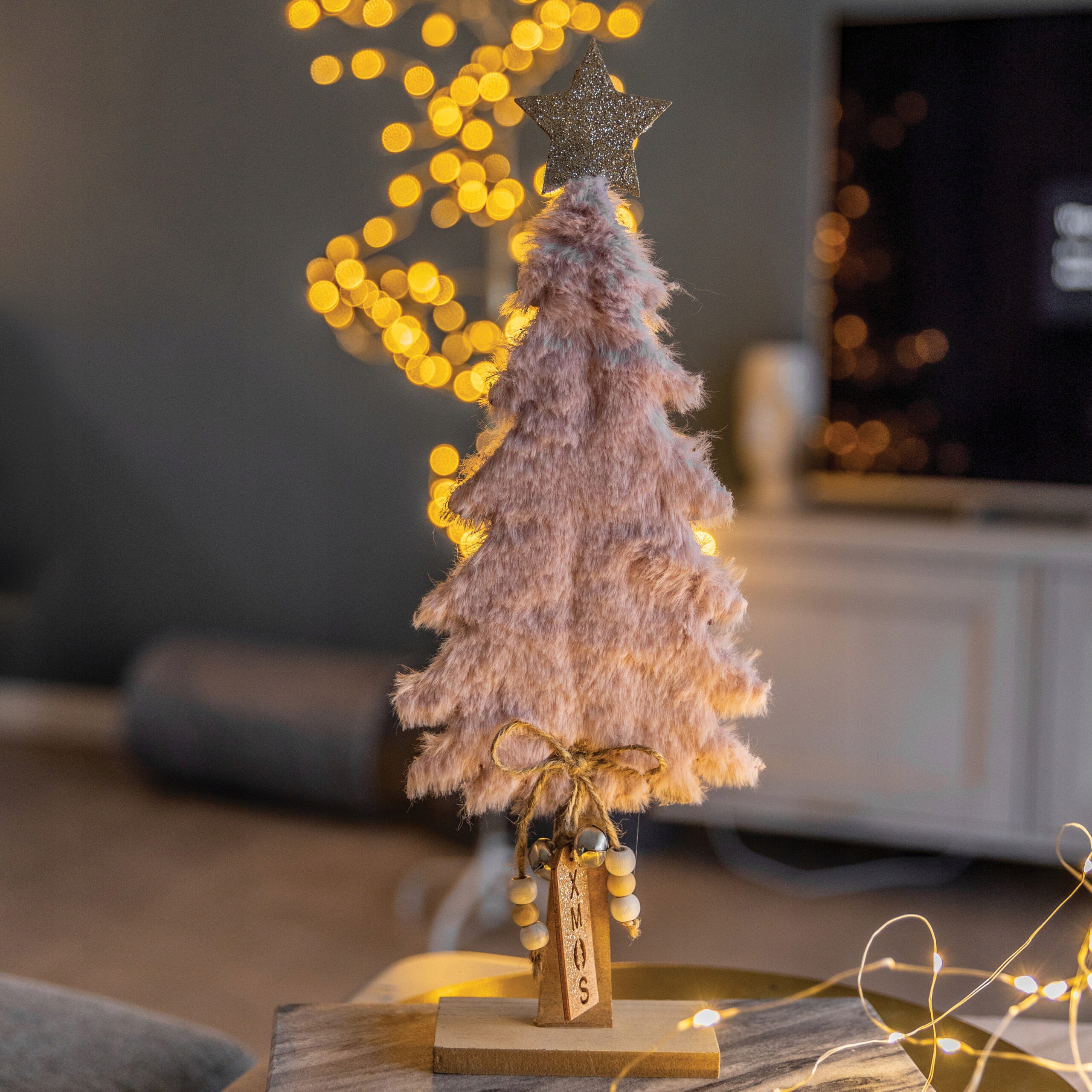 ŚWIATECZNA DEKORACJA CHOINKA ŚWIĄTECZNA OZDOBA FIGURKA Z DREWNA STOJĄCA Szerokość produktu 13 cm