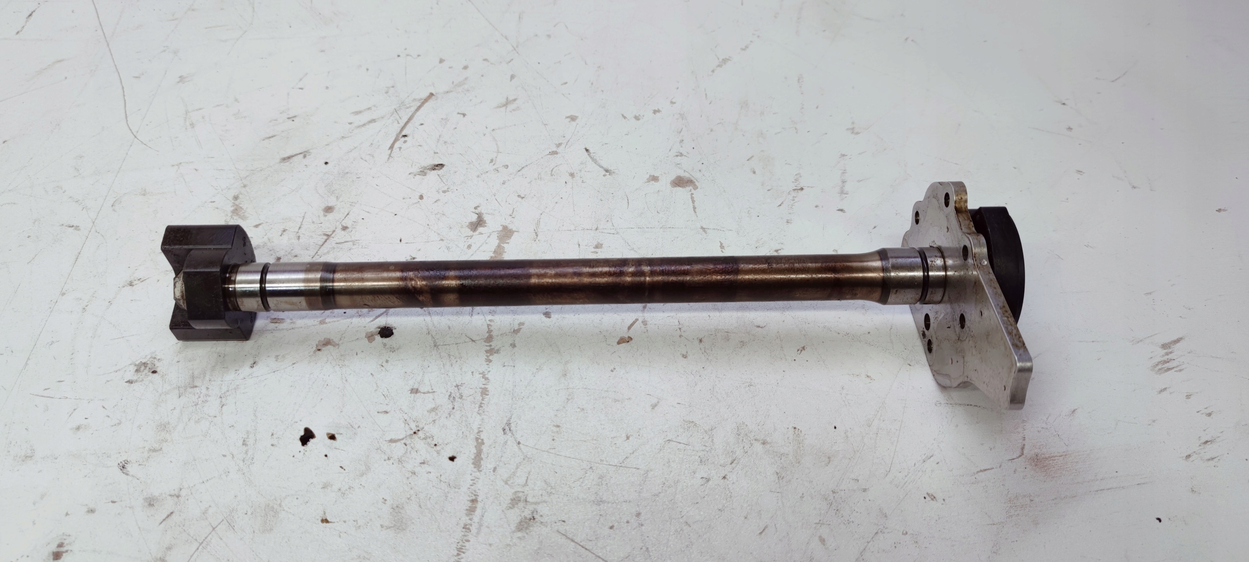 cam BALANSUJACY AUDI A4 A6 3.0 3.2 06E103331L