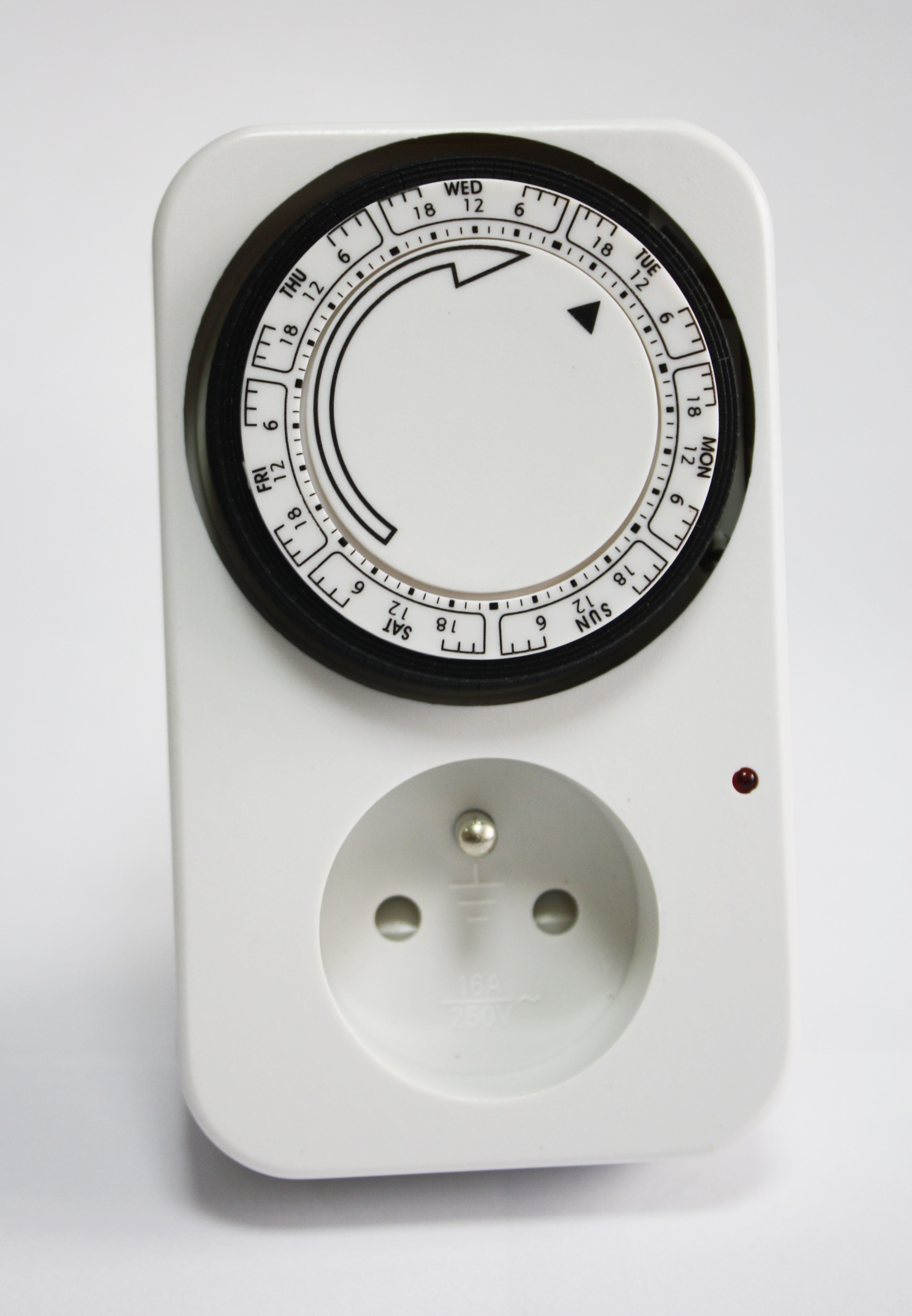 Programator manualny analogowy 7 dniowy BNW-50/F8 (timer tygodniowy)