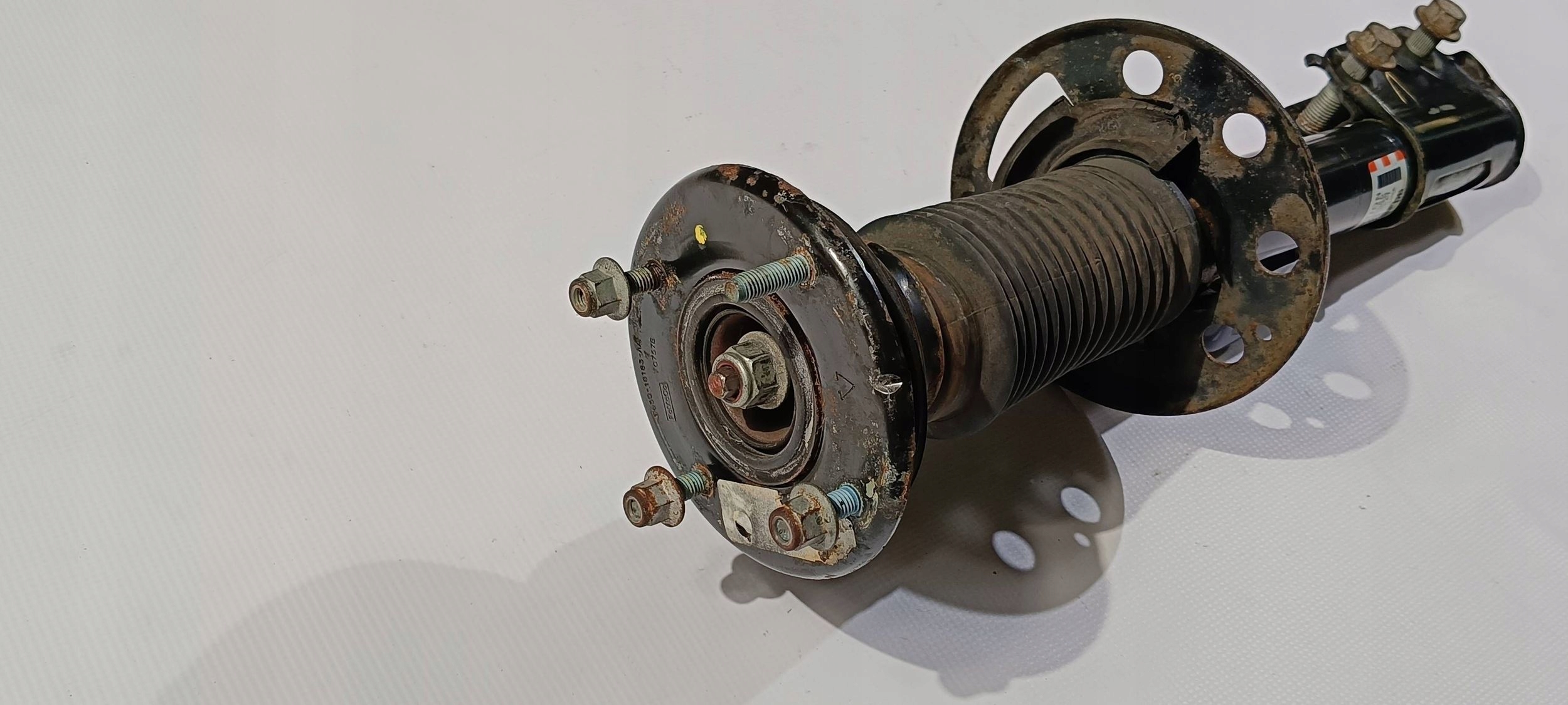 shock absorber front front left mcperson Ford Explorer 2011-2019