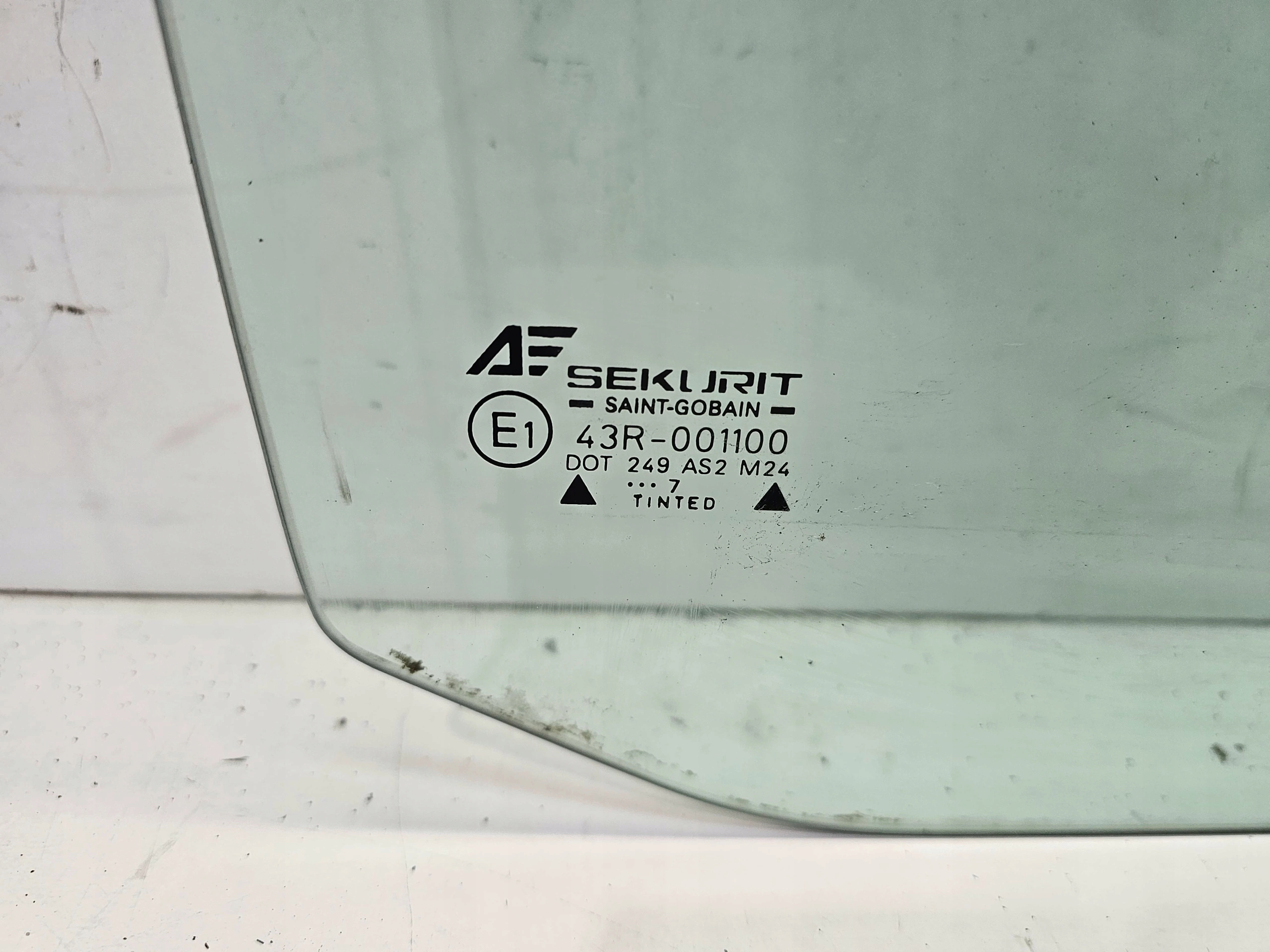 window door right front VW SHARAN II 2007 ROK 7M0845202