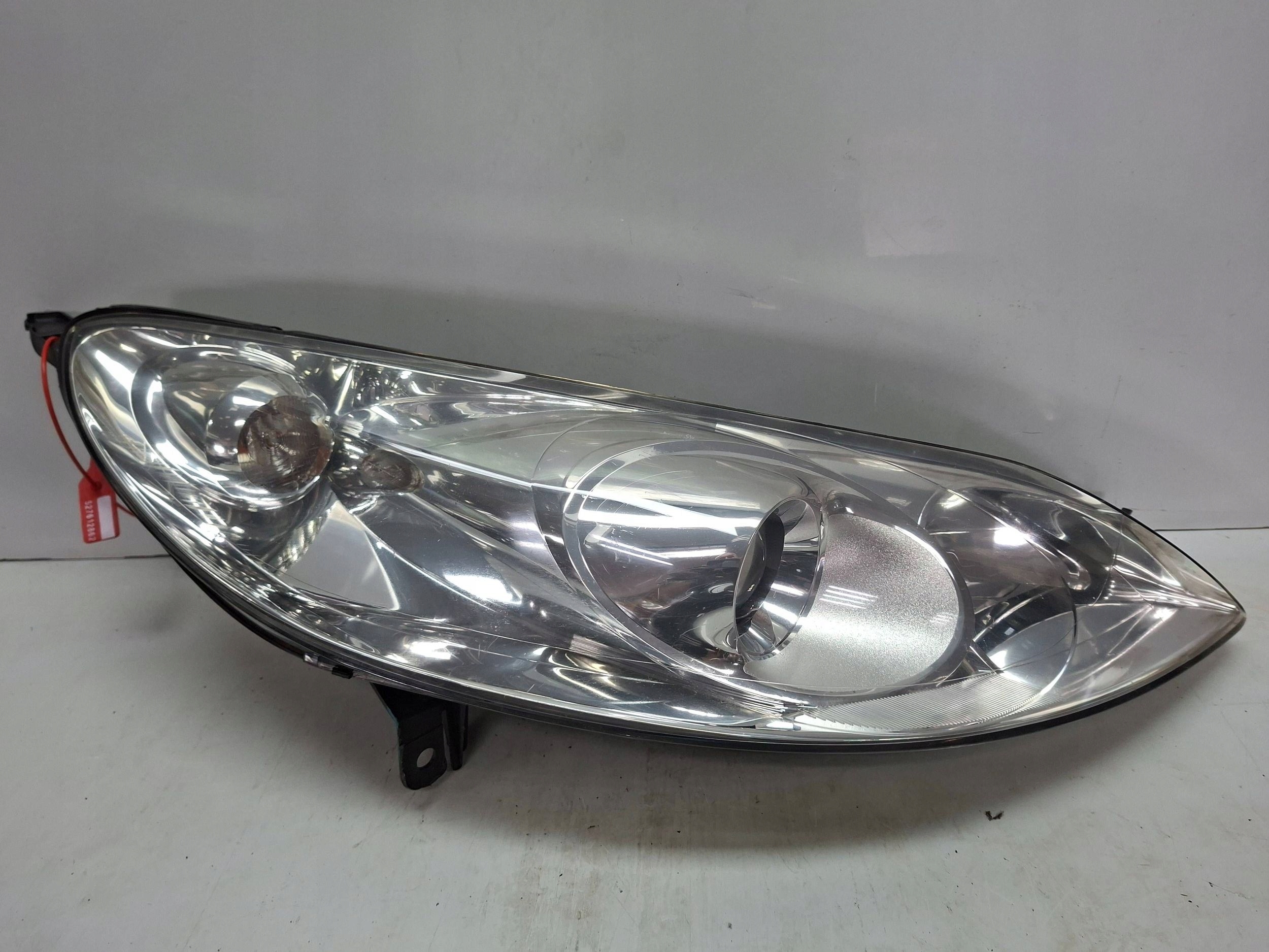 light front right 0301213202 PEUGEOT 407 2004