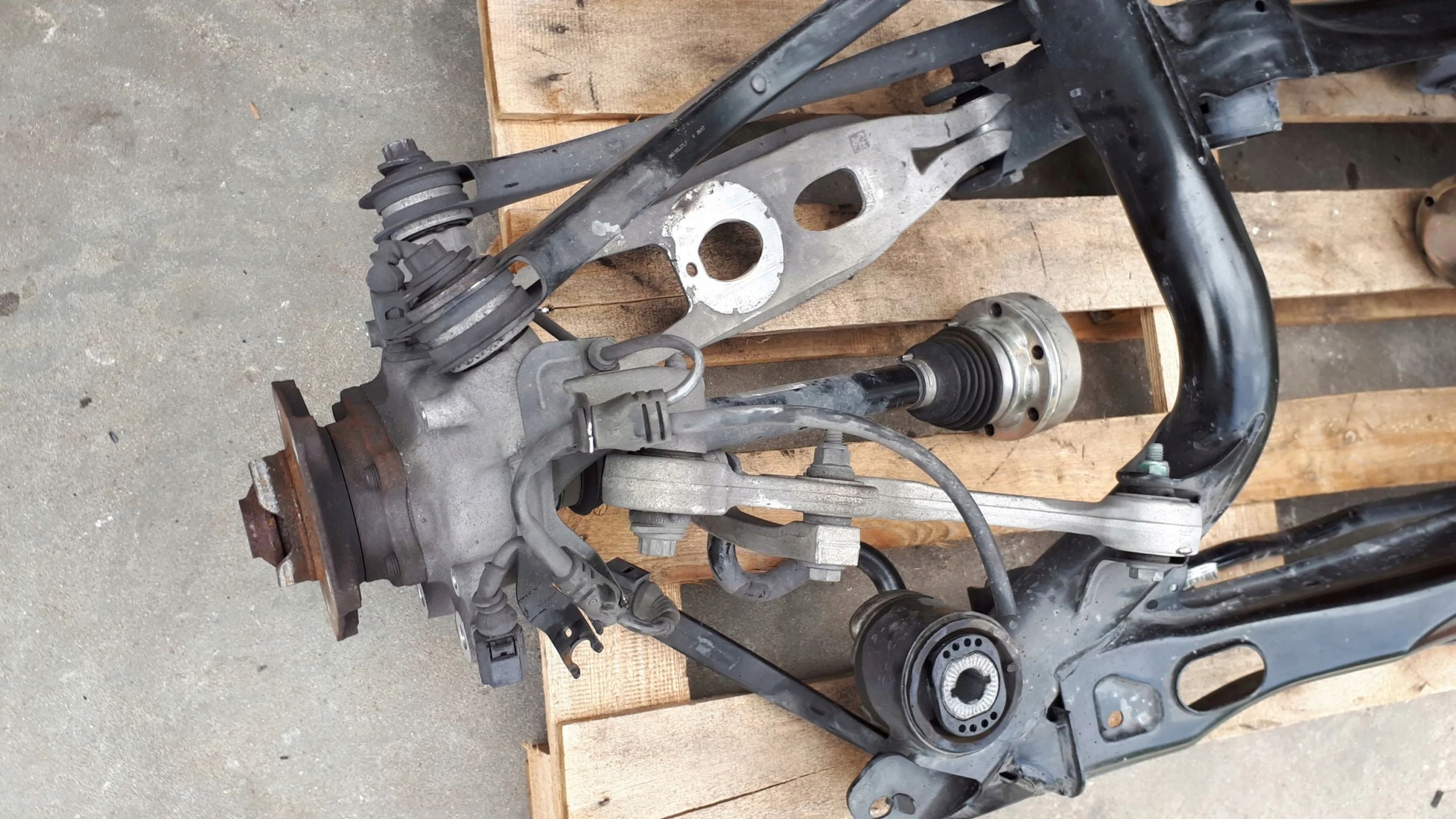 S4 B9 A4 8W Achsträger träger heck QUATTRO S5 8W A5