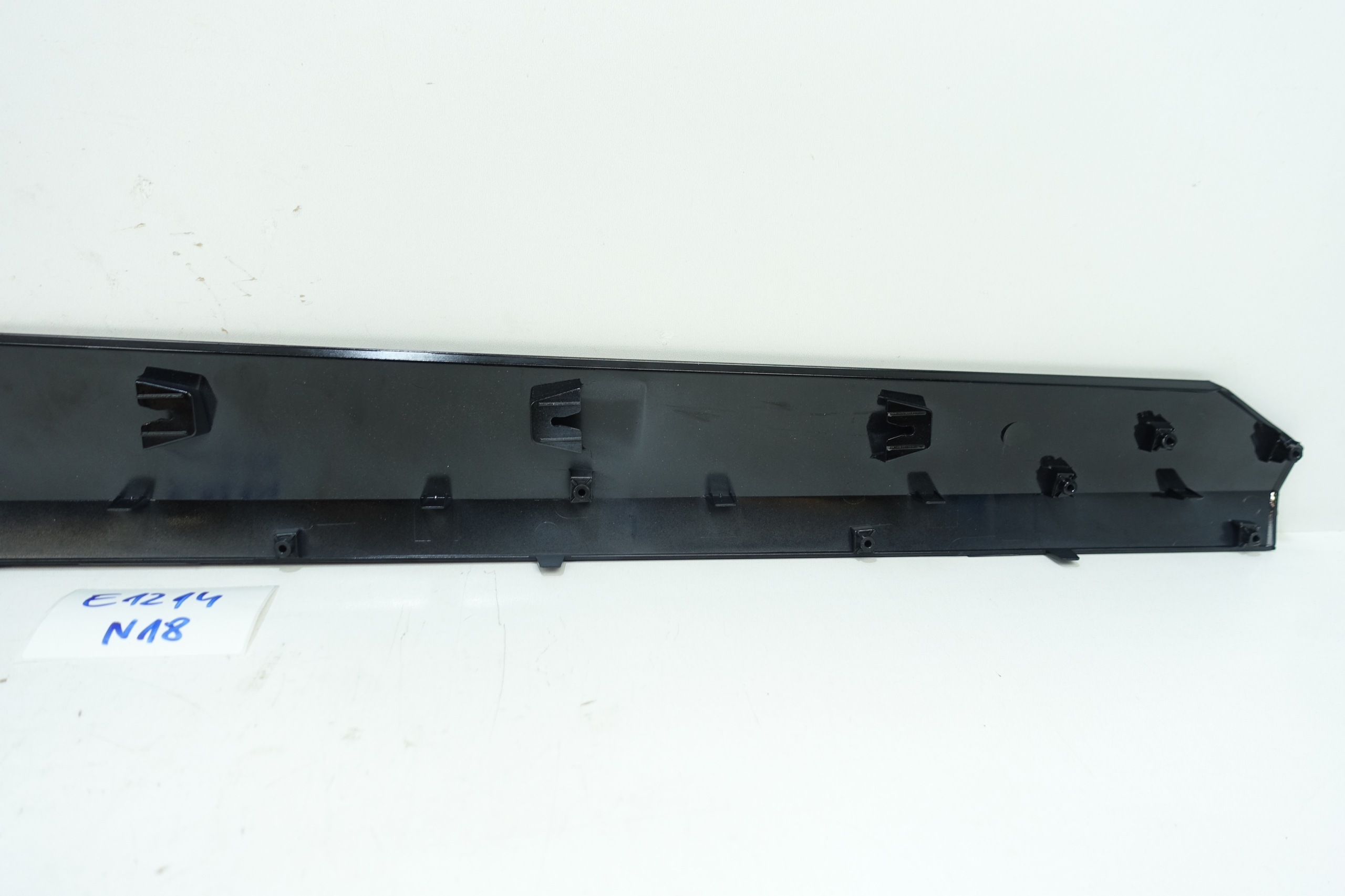 moulding door left front HYUNDAI KONA ELEKTRYK 22