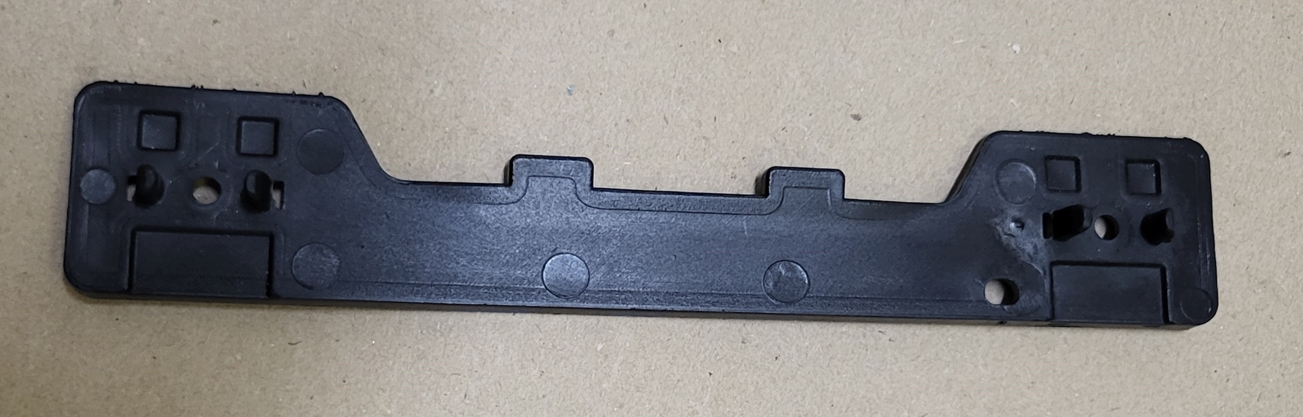 cover bracket cap below LAMPE front KIA CEED III LIFT 156241740 OE