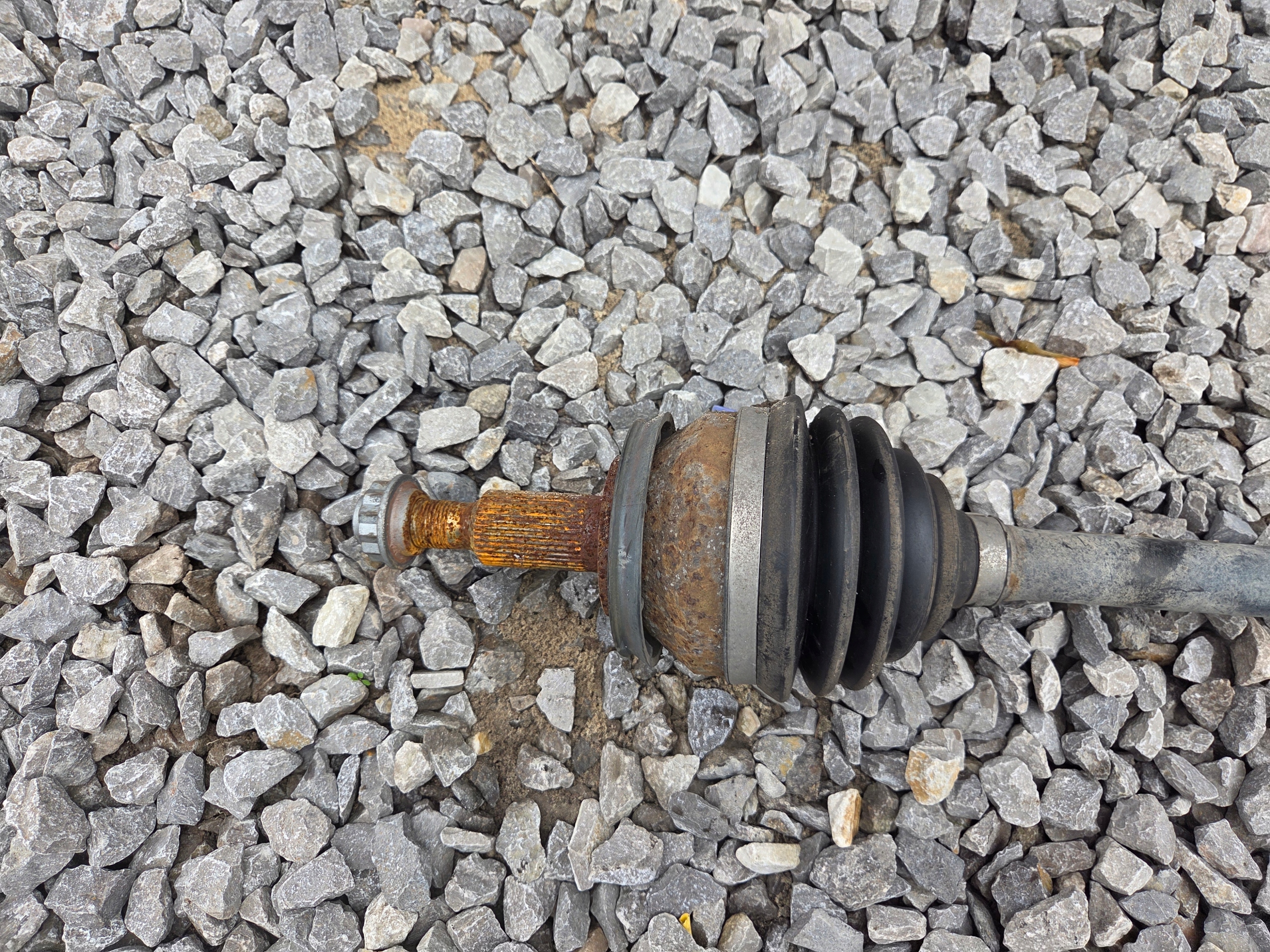 semi-axis left front 2.0 VW TRANSPORTER T5 7E0407271H