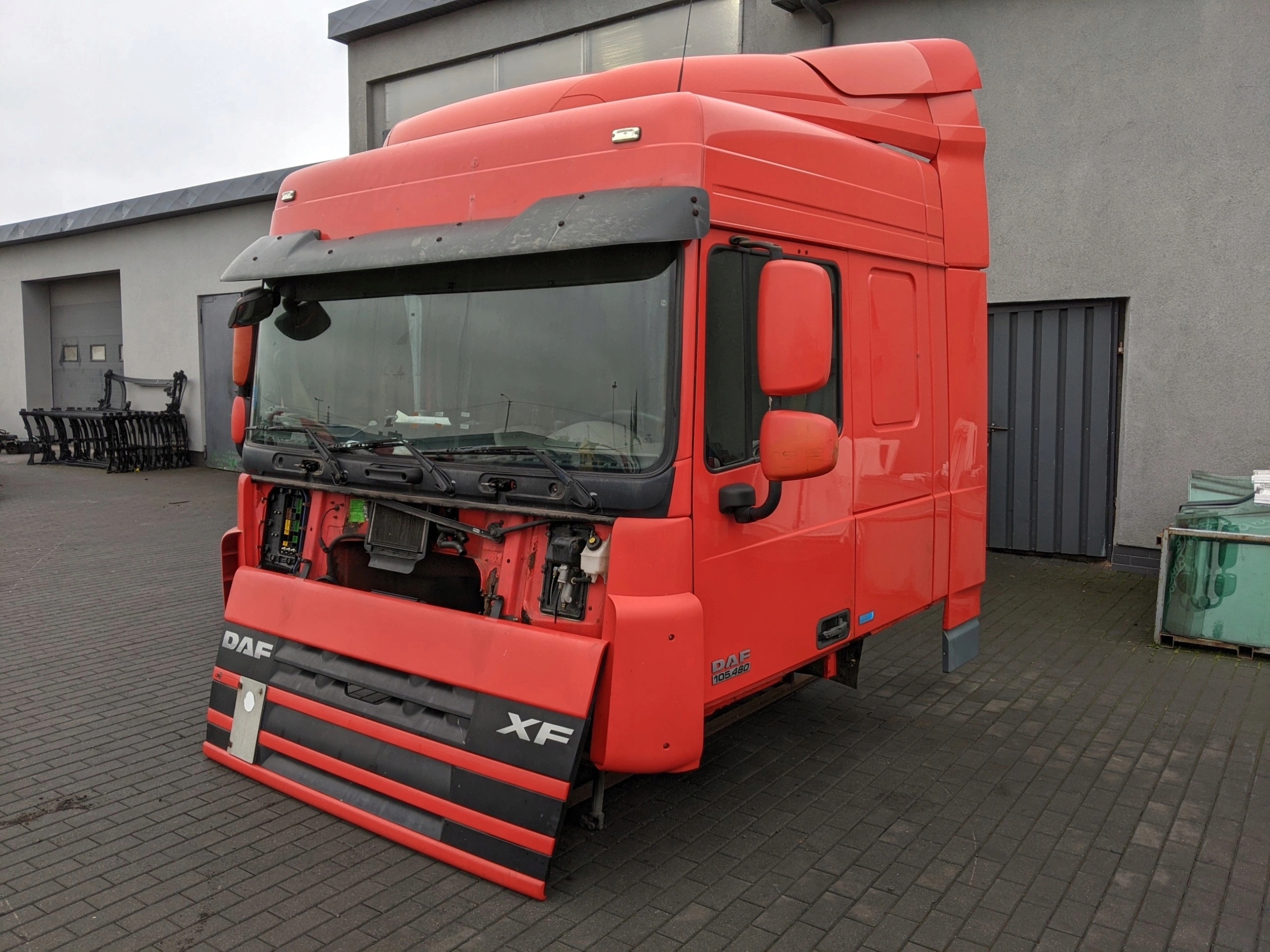 KABINA DAF XF 105 2012 ROK NOWY TYP SLUPKA Car type Trucks