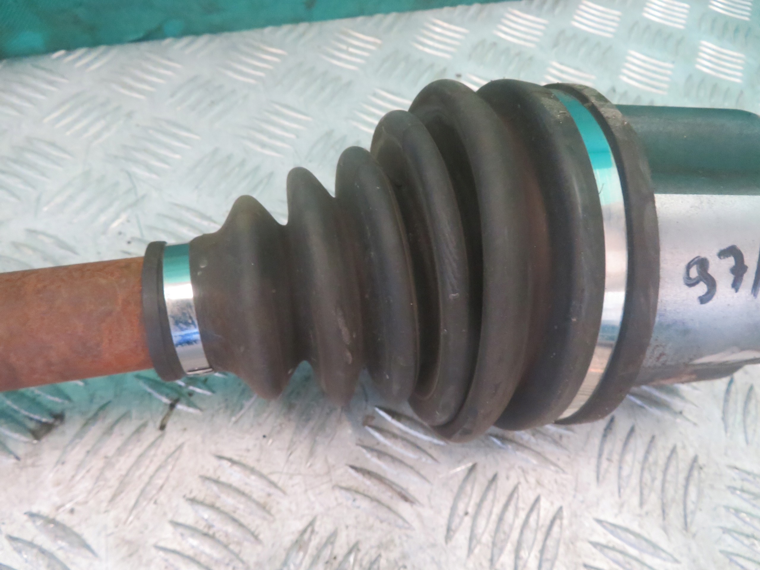 left semi-axis FORD TRANSIT MK7 12R