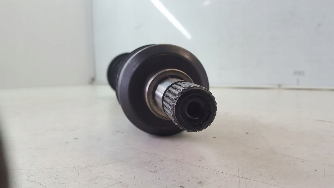 semi-axis short. left Peugeot 307CC 2,0b