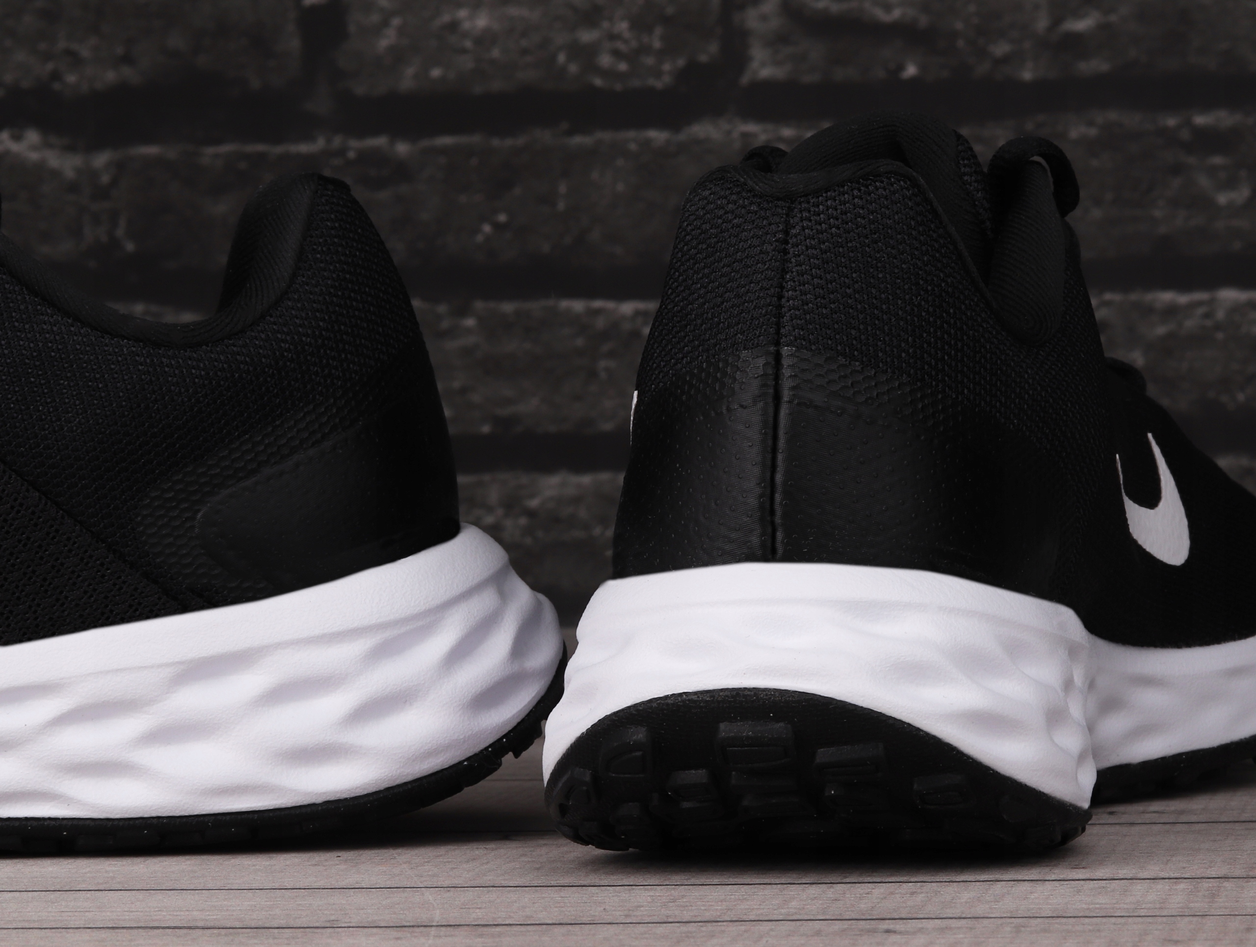 Buty męskie, sportowe Nike Revolution 6 NN Rozmiar 43