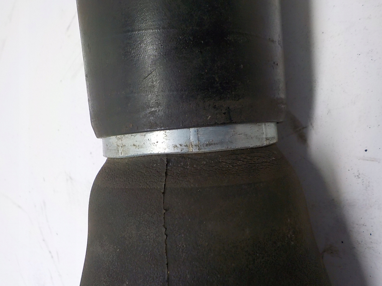 BMW 5 E39 MIECH silent block right 1094614