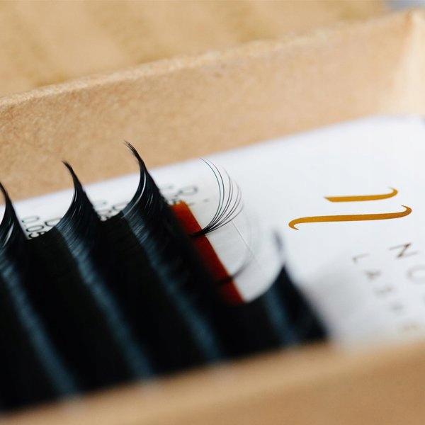 Rzęsy Eco Volume Lashes D 0.05 dł. 8 mm Typ syntetyczne